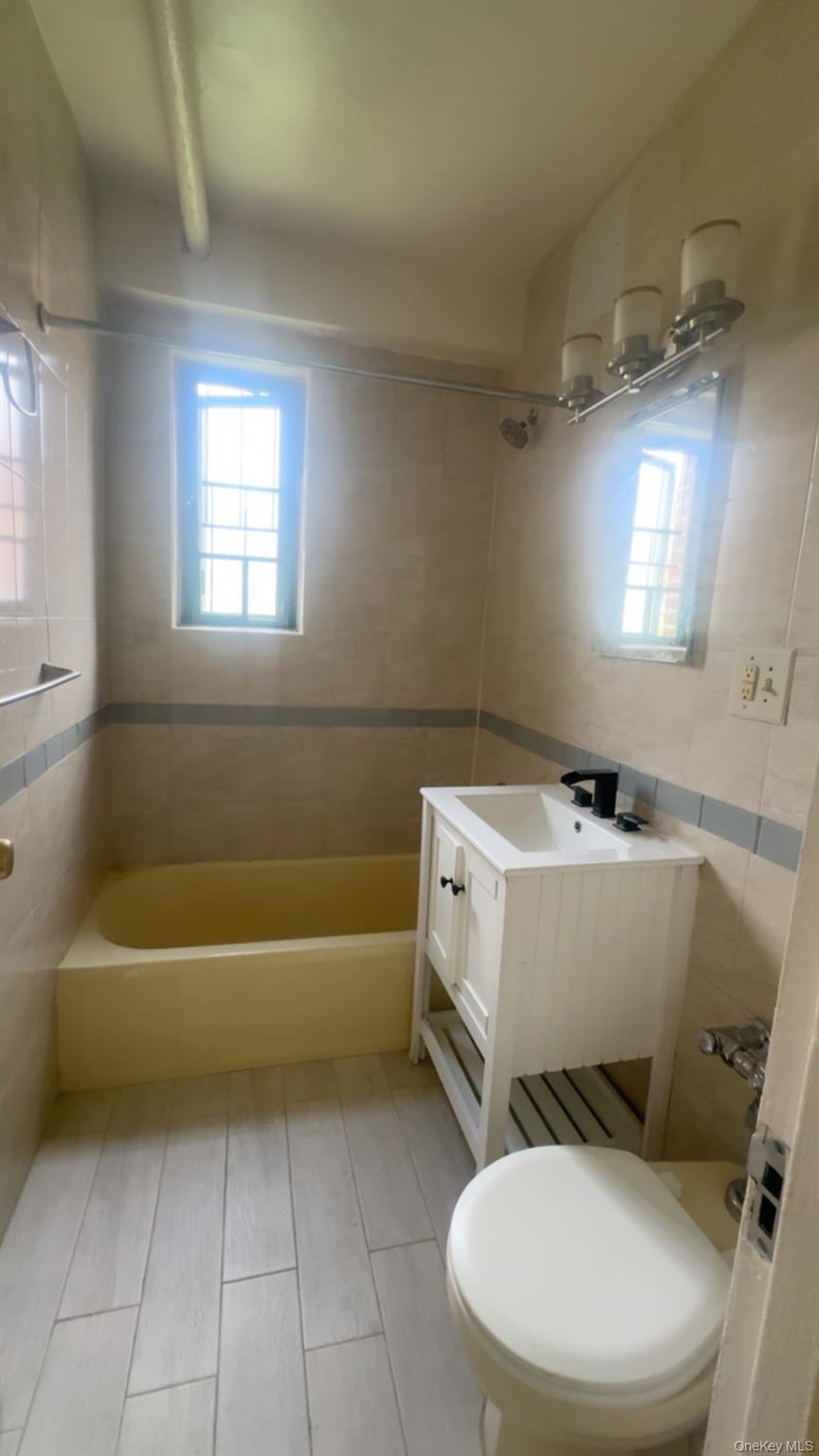 16th image of 1530 Archer Rd #7H, New York, NY 10462 | MLS# 1040454