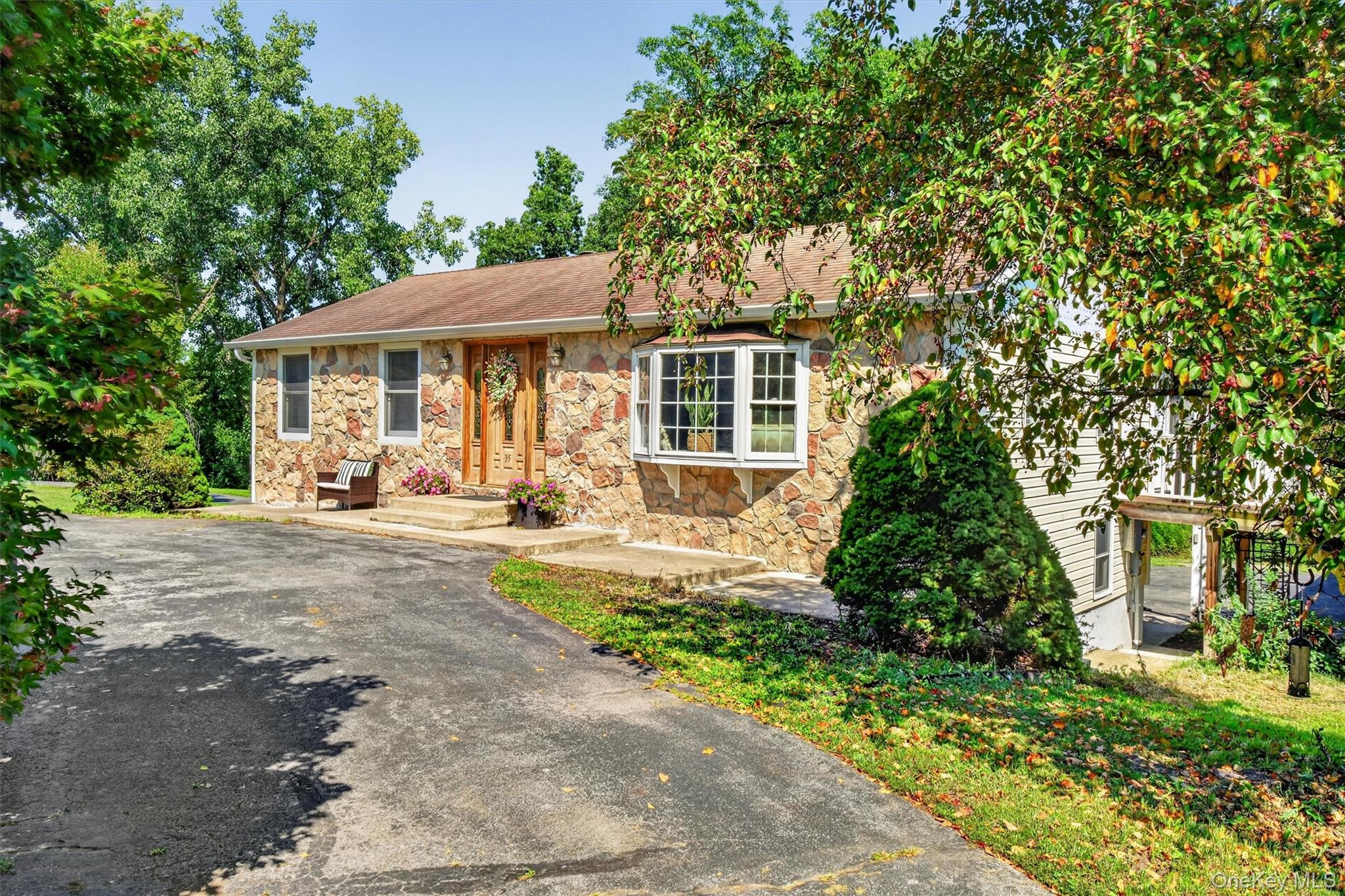 1st image of 35 Hillside Dr, Marlboro, NY 12542 | MLS# 1040462