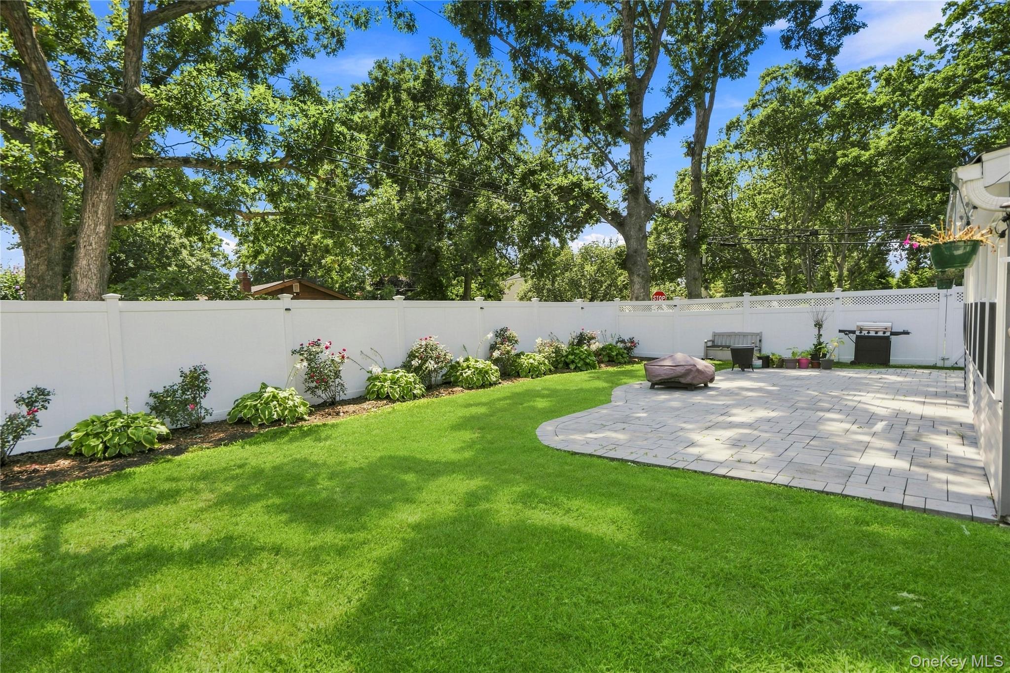 23rd image of 91 Spruce Ave, Islip, NY 11795 | MLS# 1040513