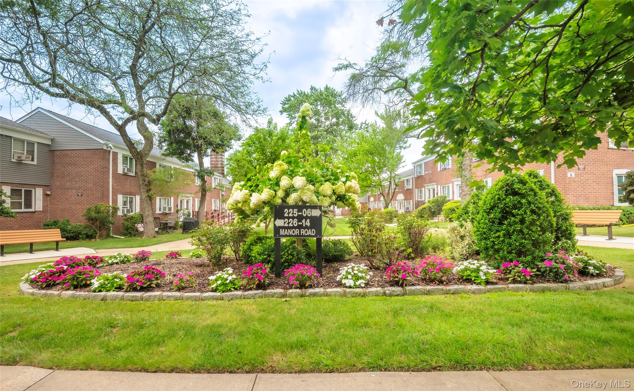 2nd image of 225-24 Manor Rd, New York, NY 11427