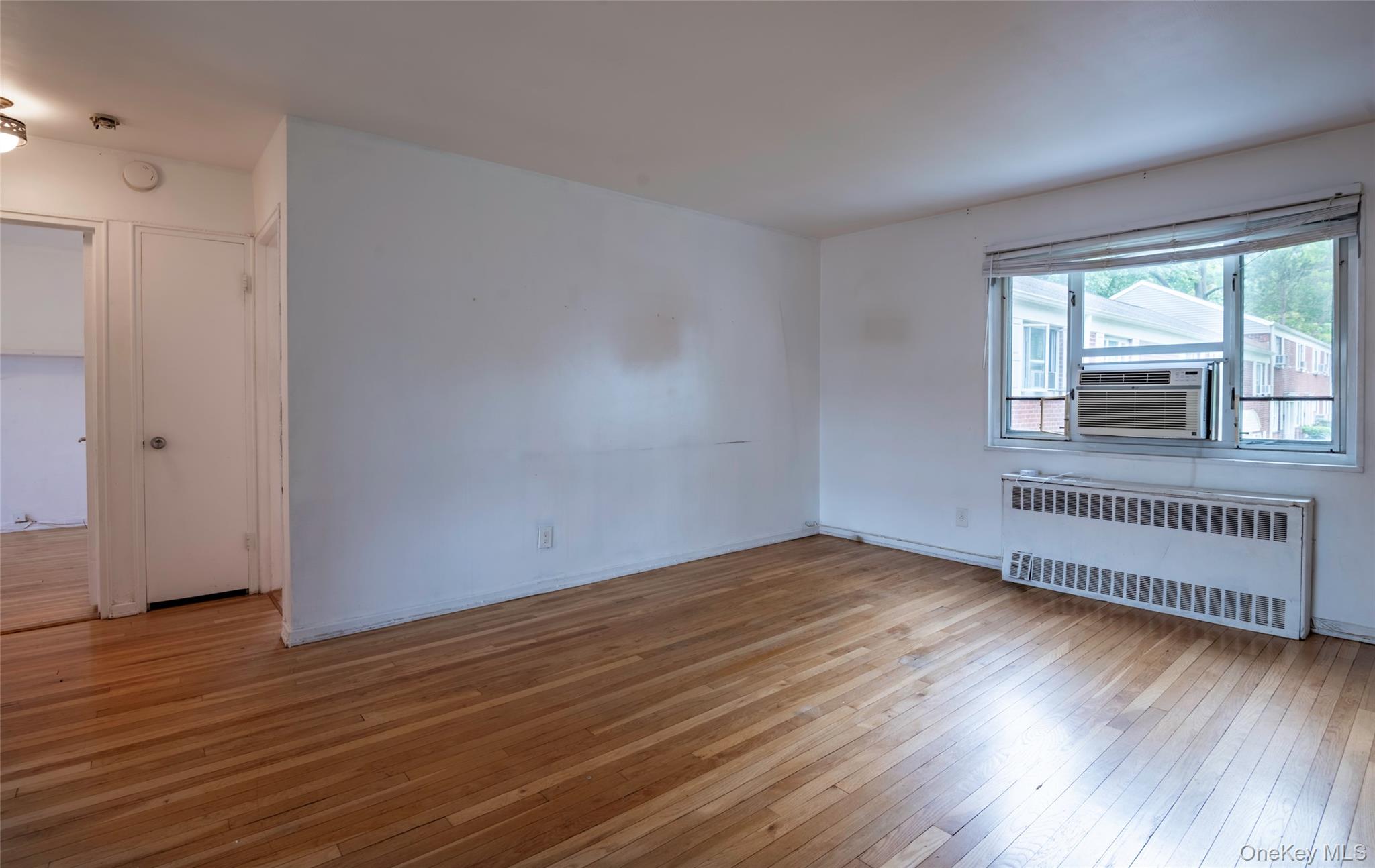 3rd image of 225-24 Manor Rd #814, New York, NY 11427 | MLS# 1040514