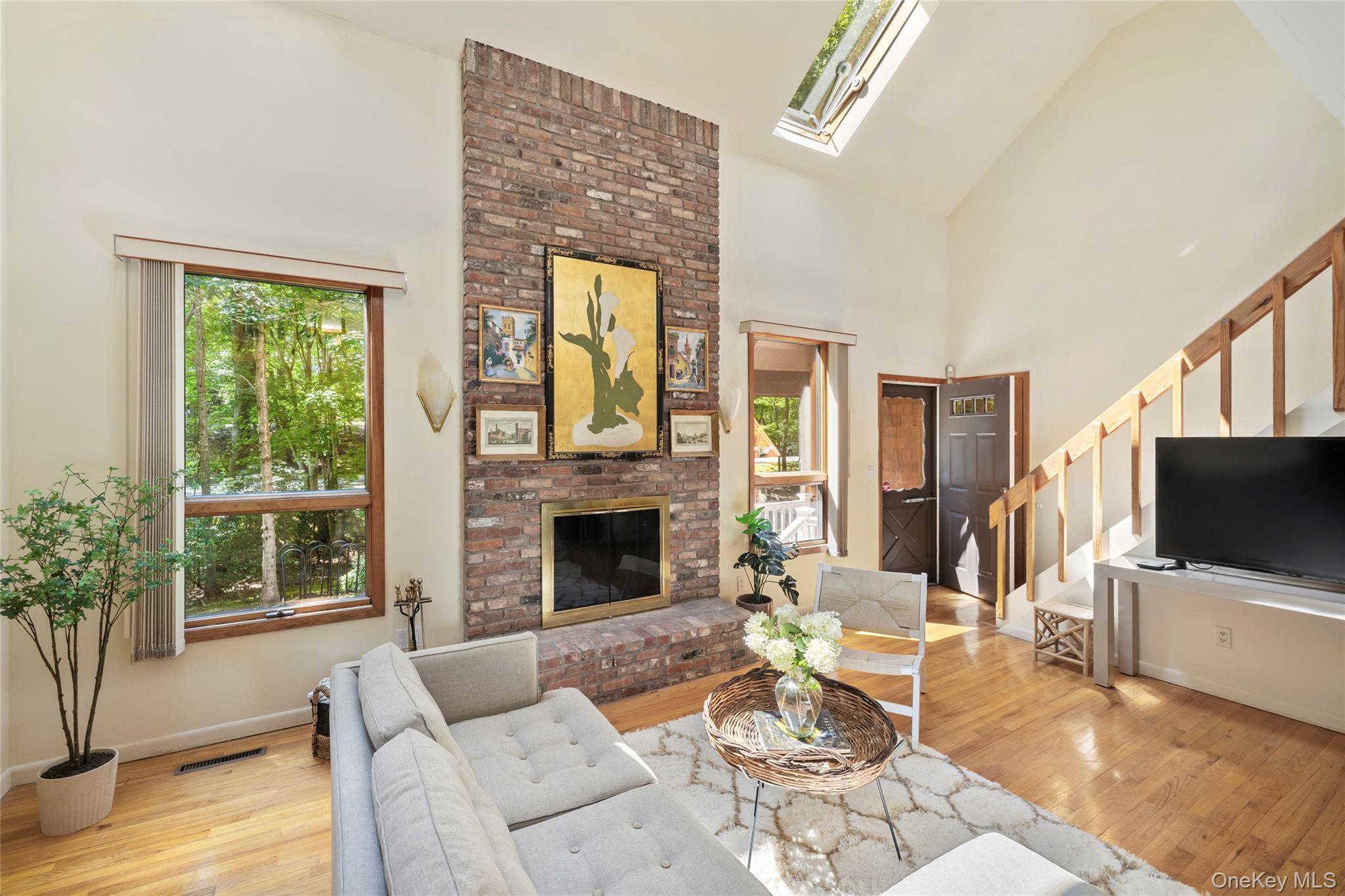 2nd image of 69 Glenview Dr, Southampton, NY 11968 | MLS# 1040568