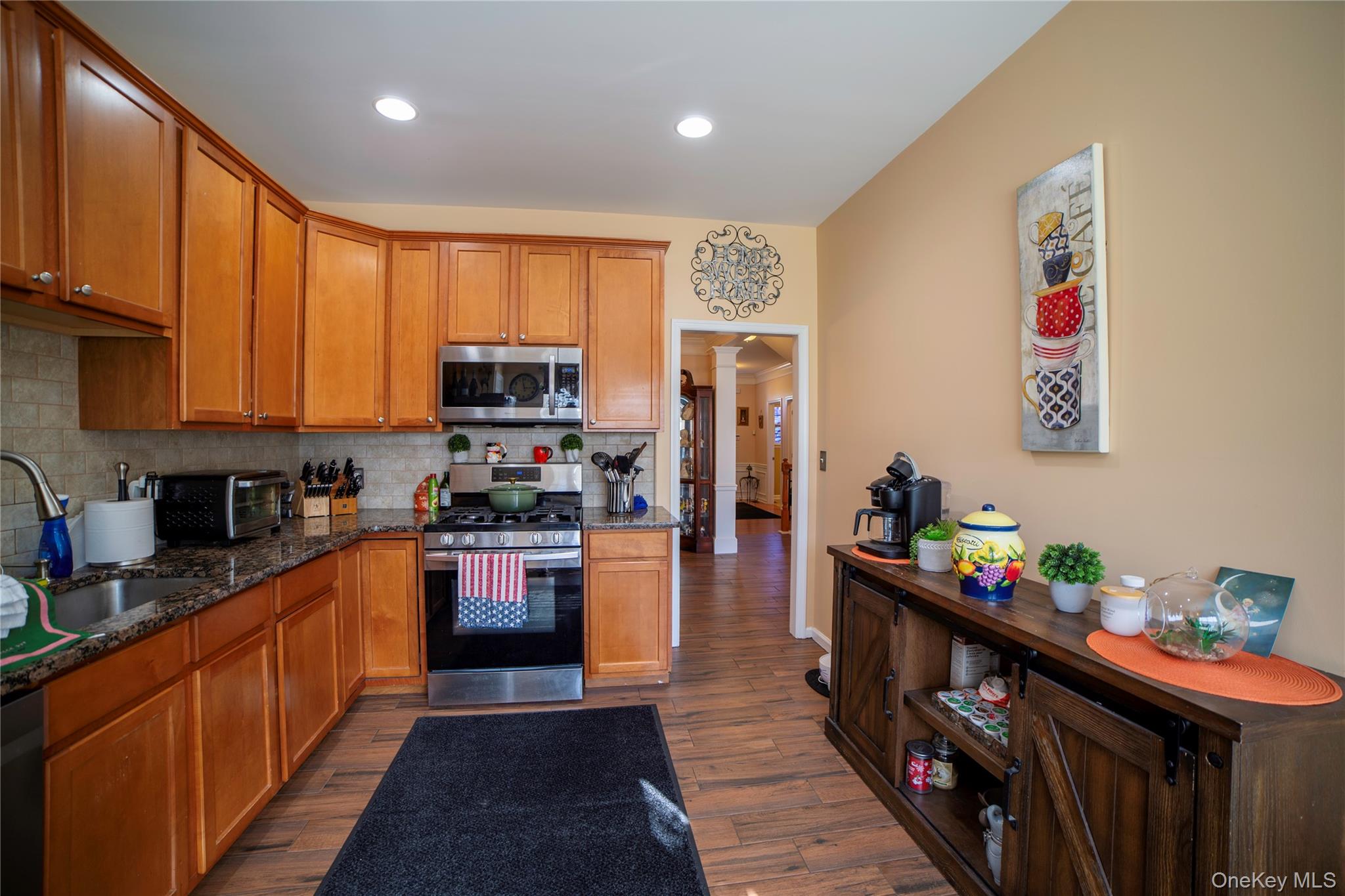 5th image of 10 Bainbridge Pl #704, Newburgh (town), NY 12550 | MLS# 1040570
