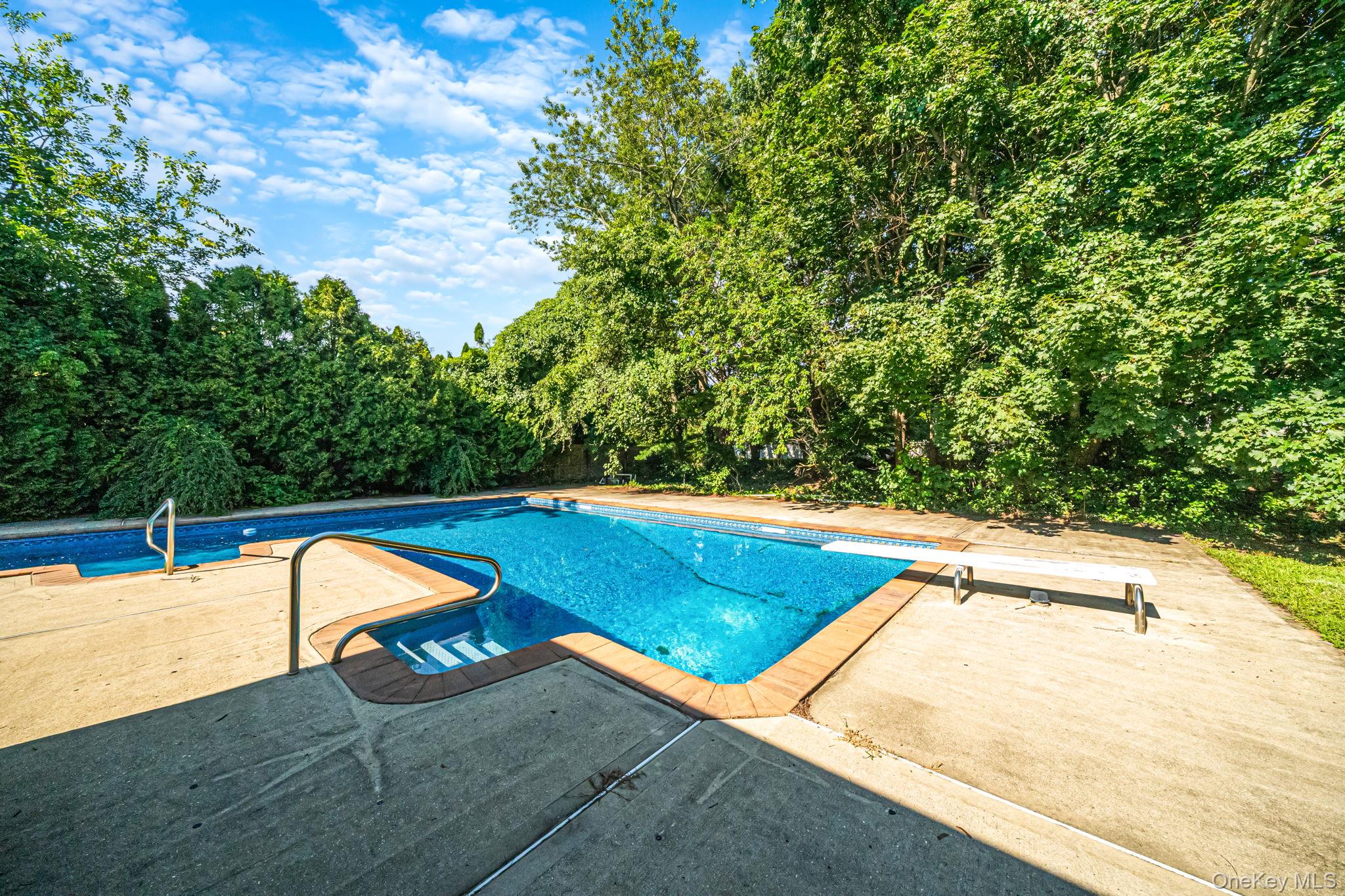 3rd image of 53 Miller Pl Rd, Brookhaven, NY 11764 | MLS# 1040586