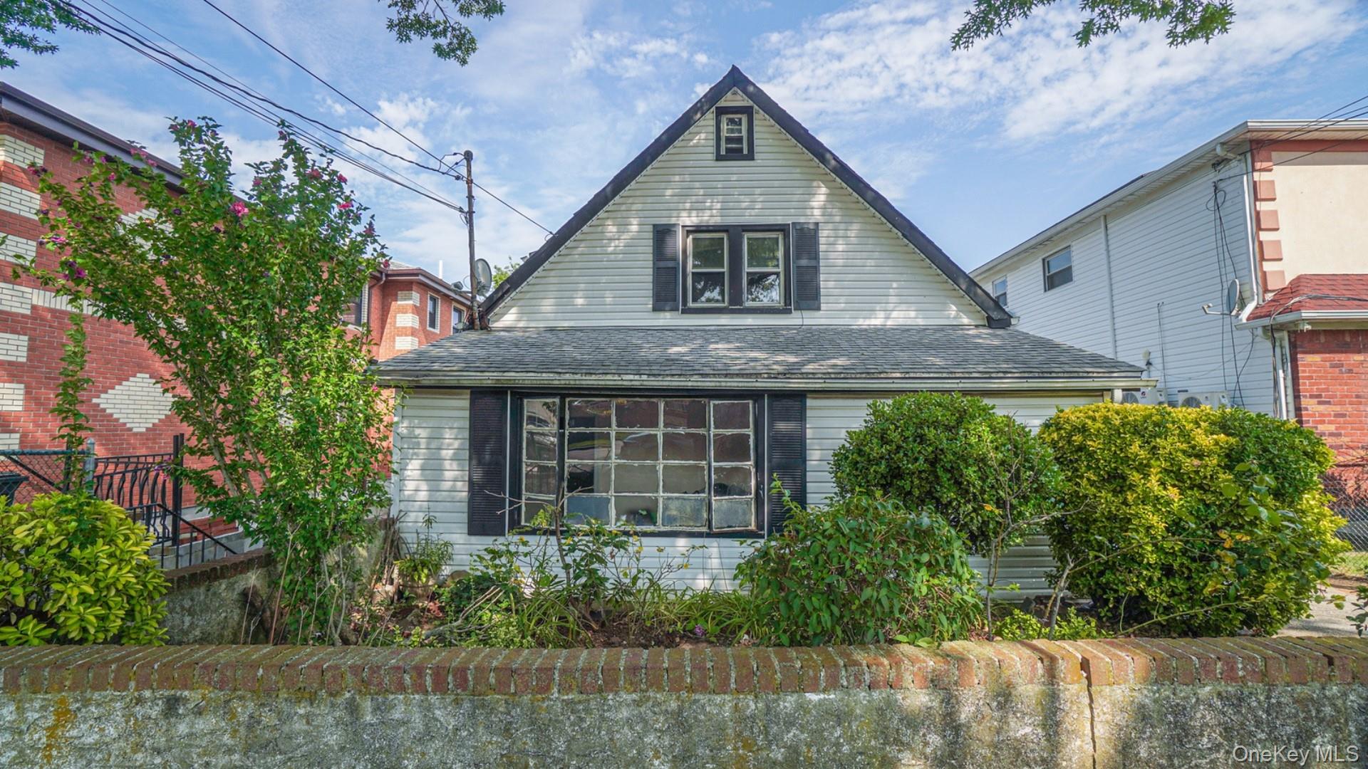 2nd image of 147 46 231st St, New York, NY 11413 | MLS# 1040621