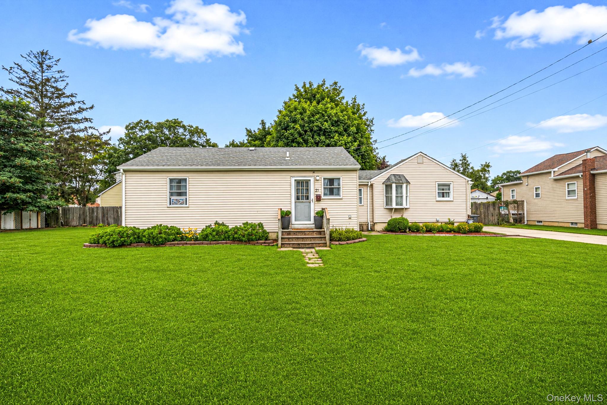 2nd image of 21 Cherokee Dr, Islip, NY 11706 | MLS# 1040654