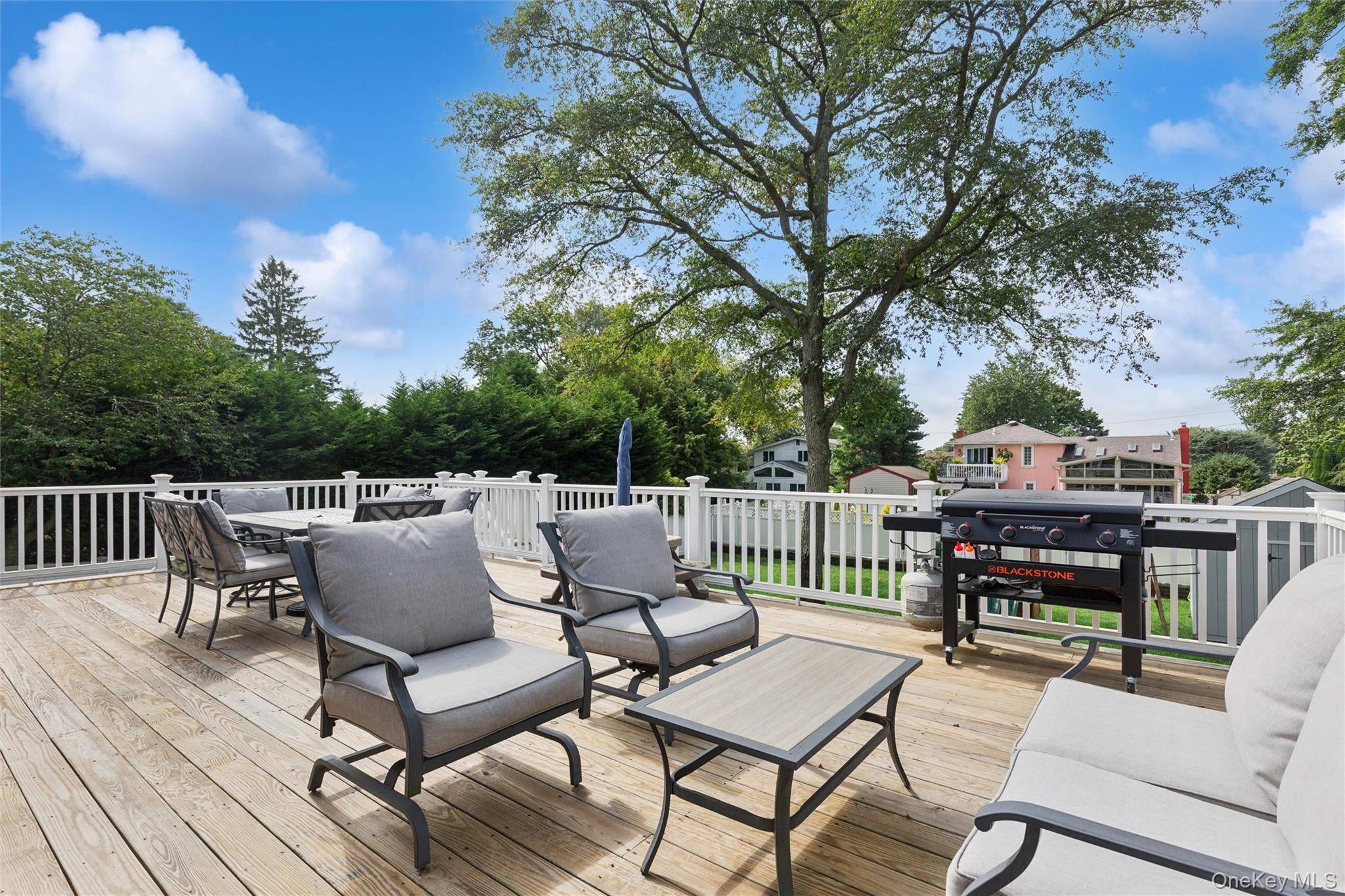 23rd image of 162 Stuyvesant Rd, Islip, NY 11769 | MLS# 1040672