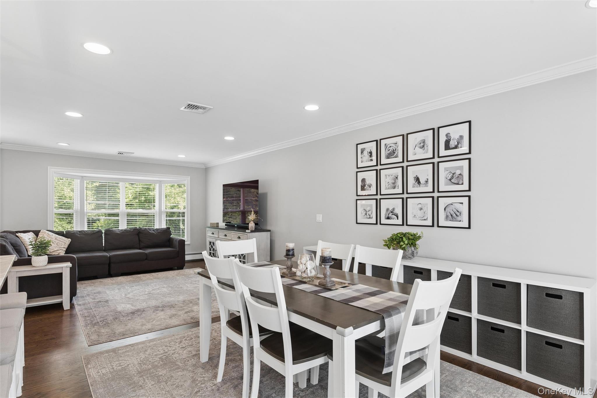 5th image of 162 Stuyvesant Rd, Islip, NY 11769 | MLS# 1040672