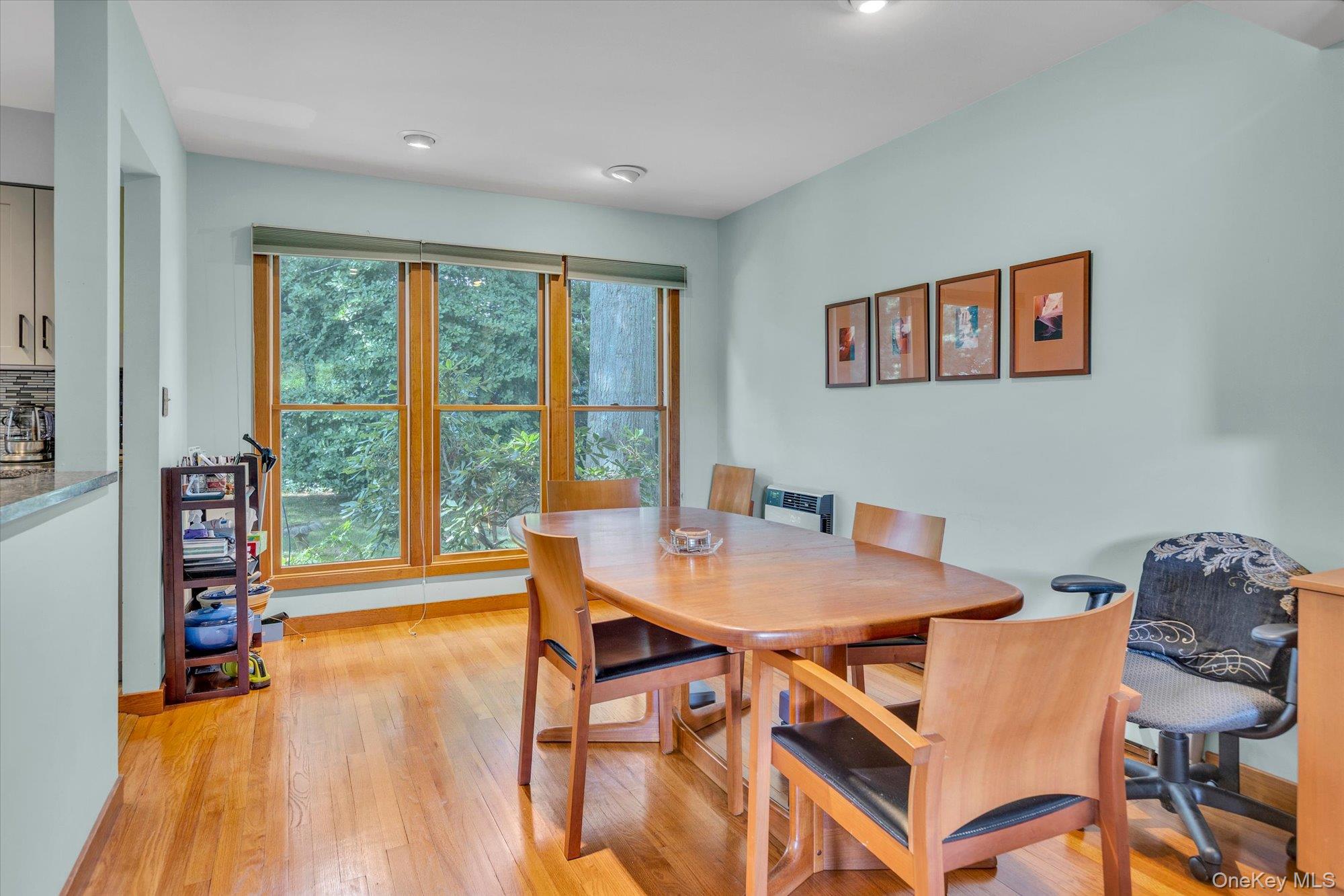 5th image of 14 Spencer Wy, Smithtown, NY 11754 | MLS# 1040674
