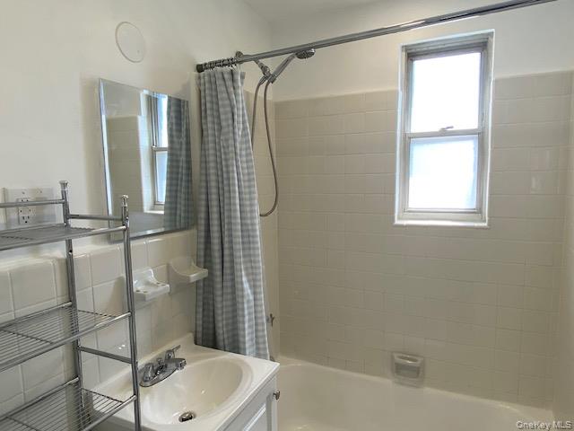 2nd image of 264-36 Langston Ave, New York, NY 11004