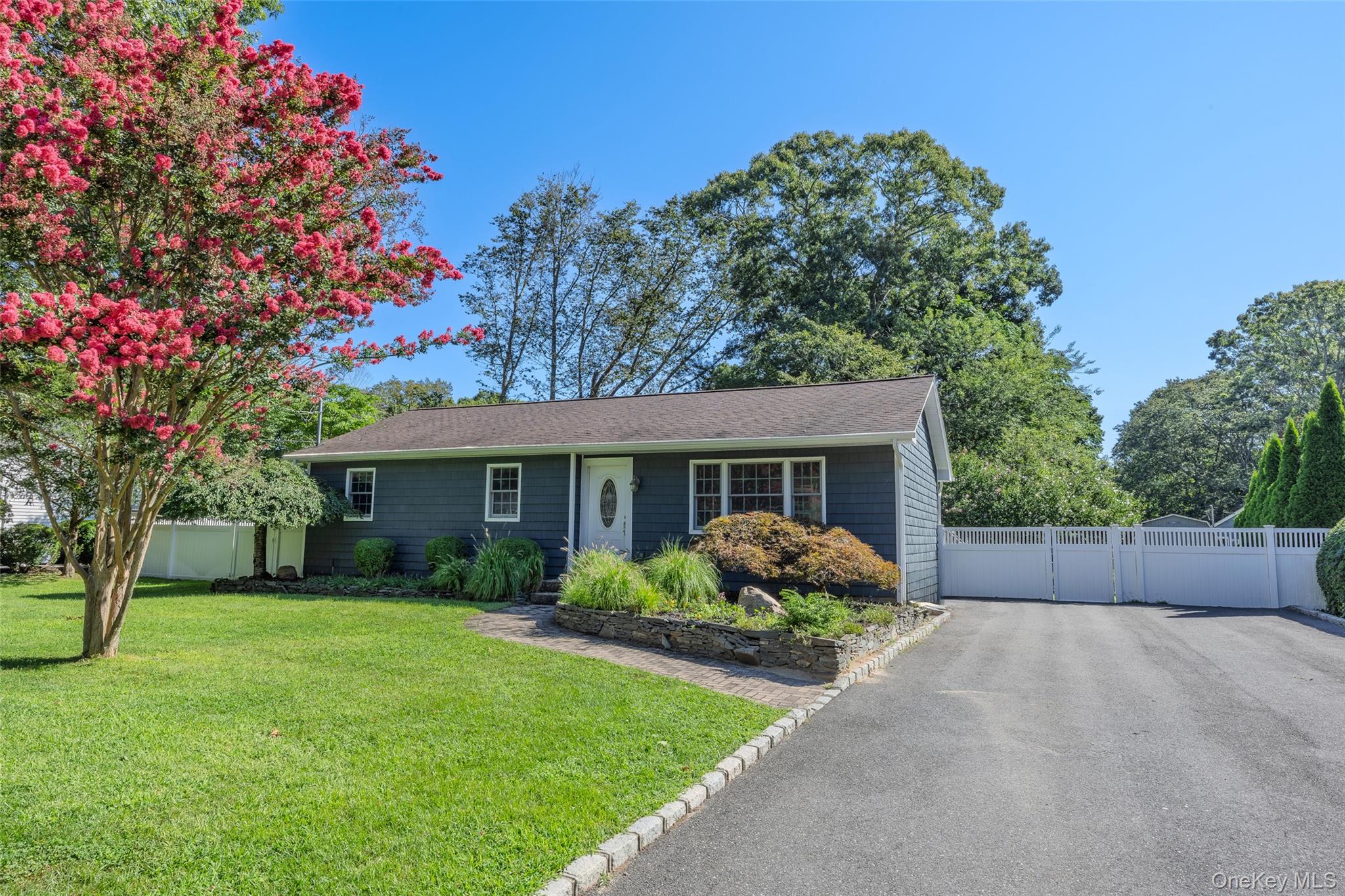 3rd image of 45 Marbeth Cir, Brookhaven, NY 11764 | MLS# 1040721