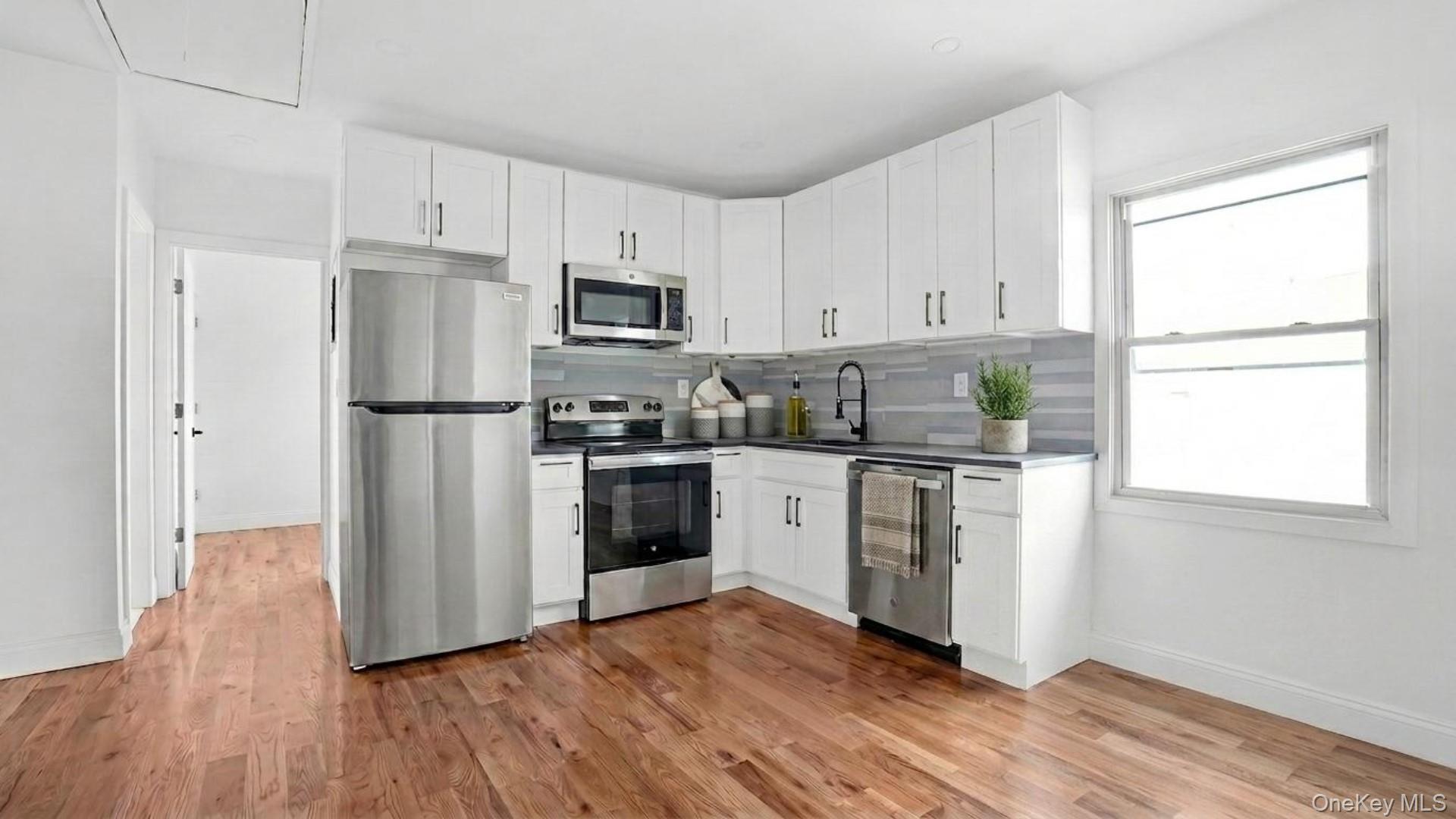 3rd image of 1148 E 211Th St, New York, NY 10469 | MLS# 1040741