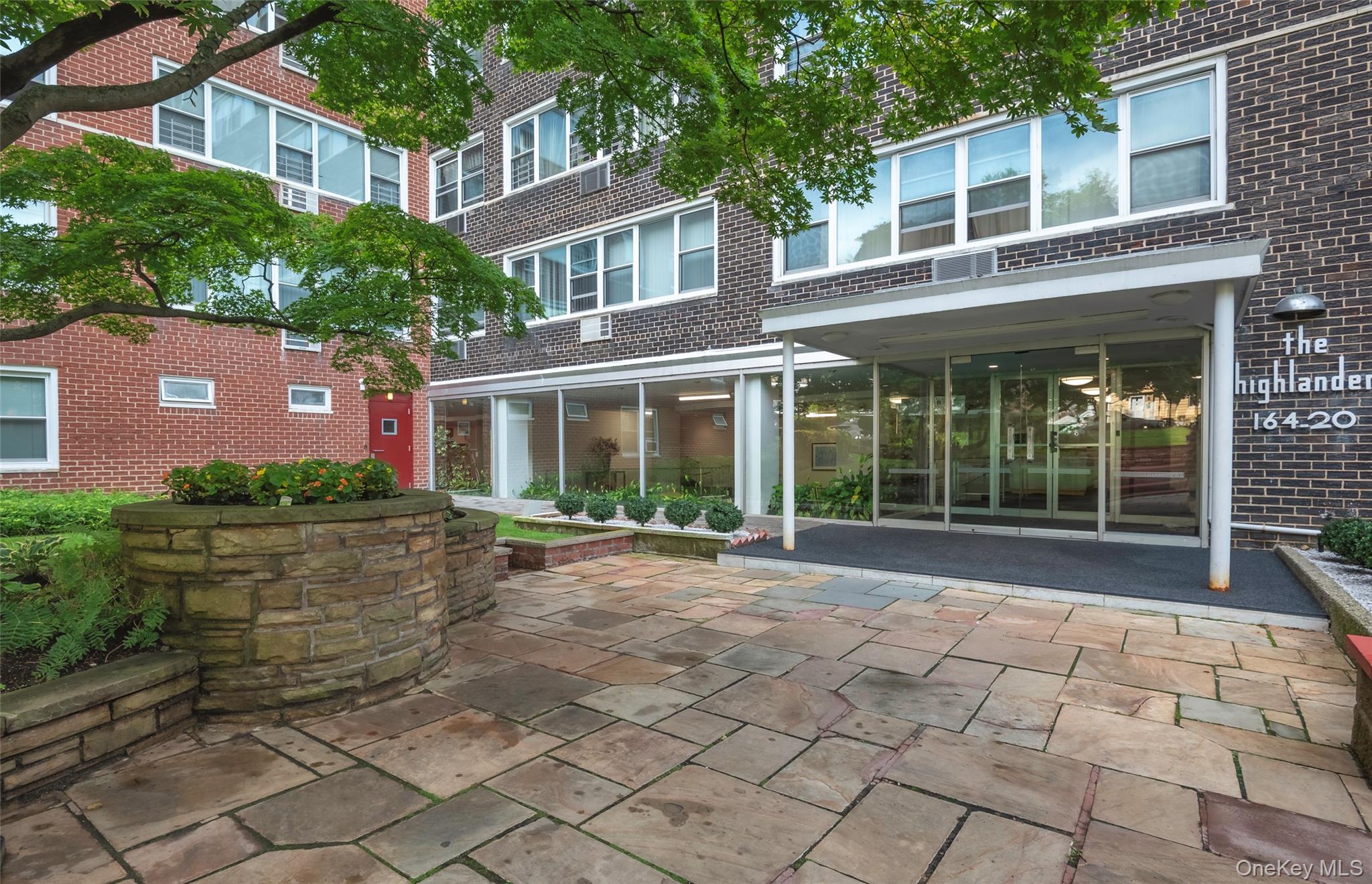 2nd image of 164 20 Highland Ave #7T, New York, NY 11432 | MLS# 1040757