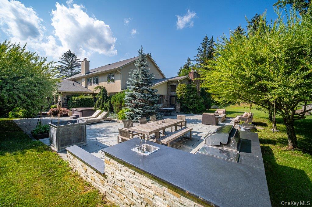 4th image of 237 Mineral Springs Rd, Woodbury, NY 10930 | MLS# 1040759