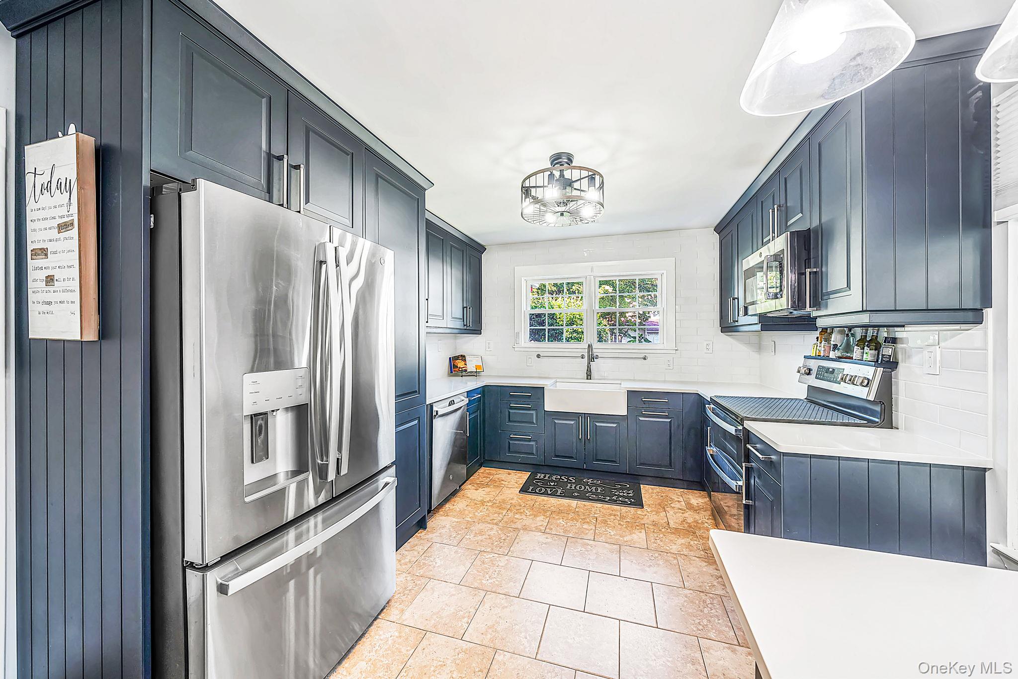 4th image of 4 Balmoral Ct, Brookhaven, NY 11953 | MLS# 1040762
