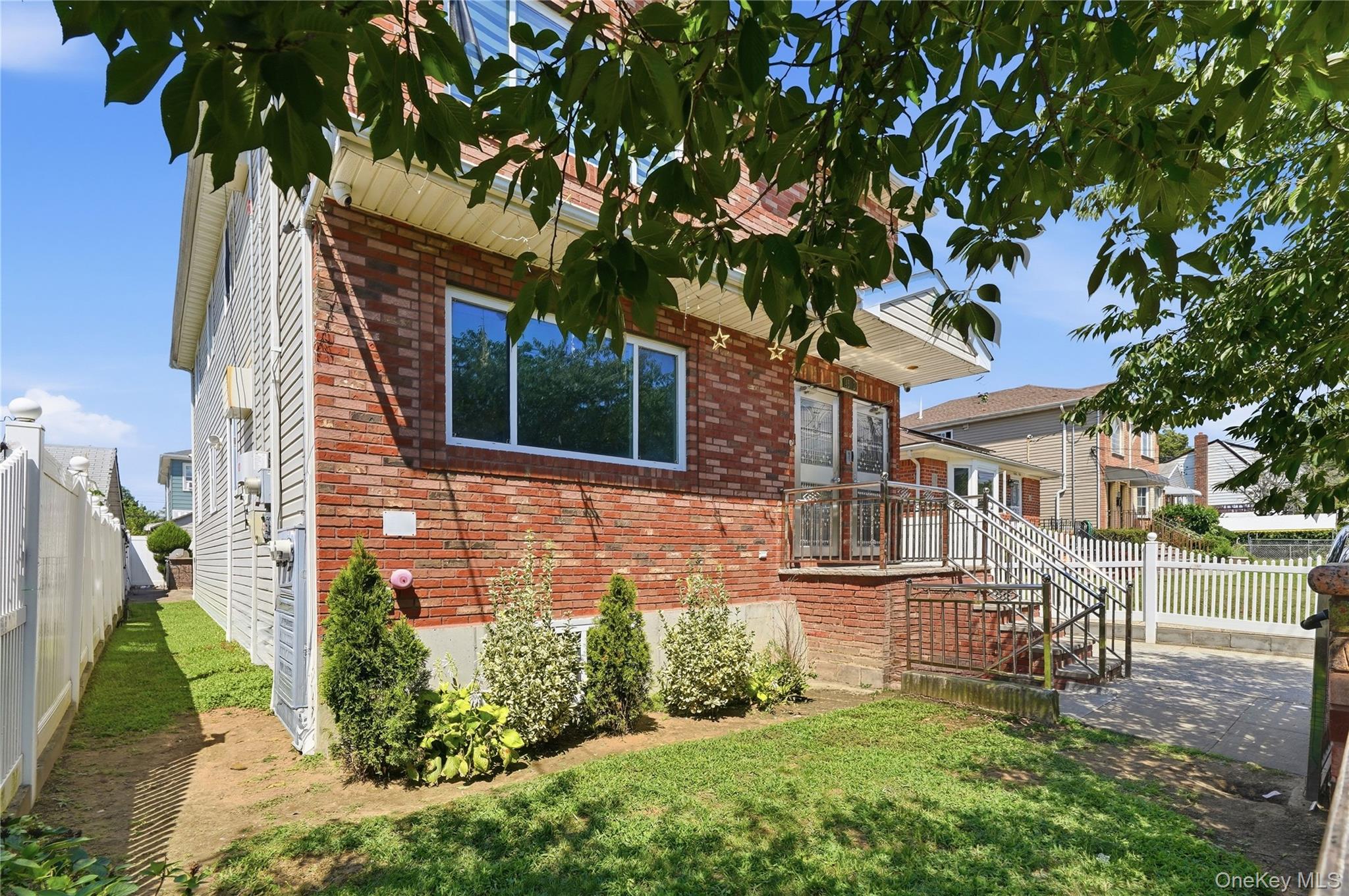 4th image of 145-26 222Nd St, New York, NY 11413 | MLS# 1040792
