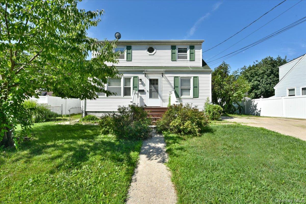 2nd image of 265 S Delaware Ave, Babylon, NY 11757 | MLS# 1040796