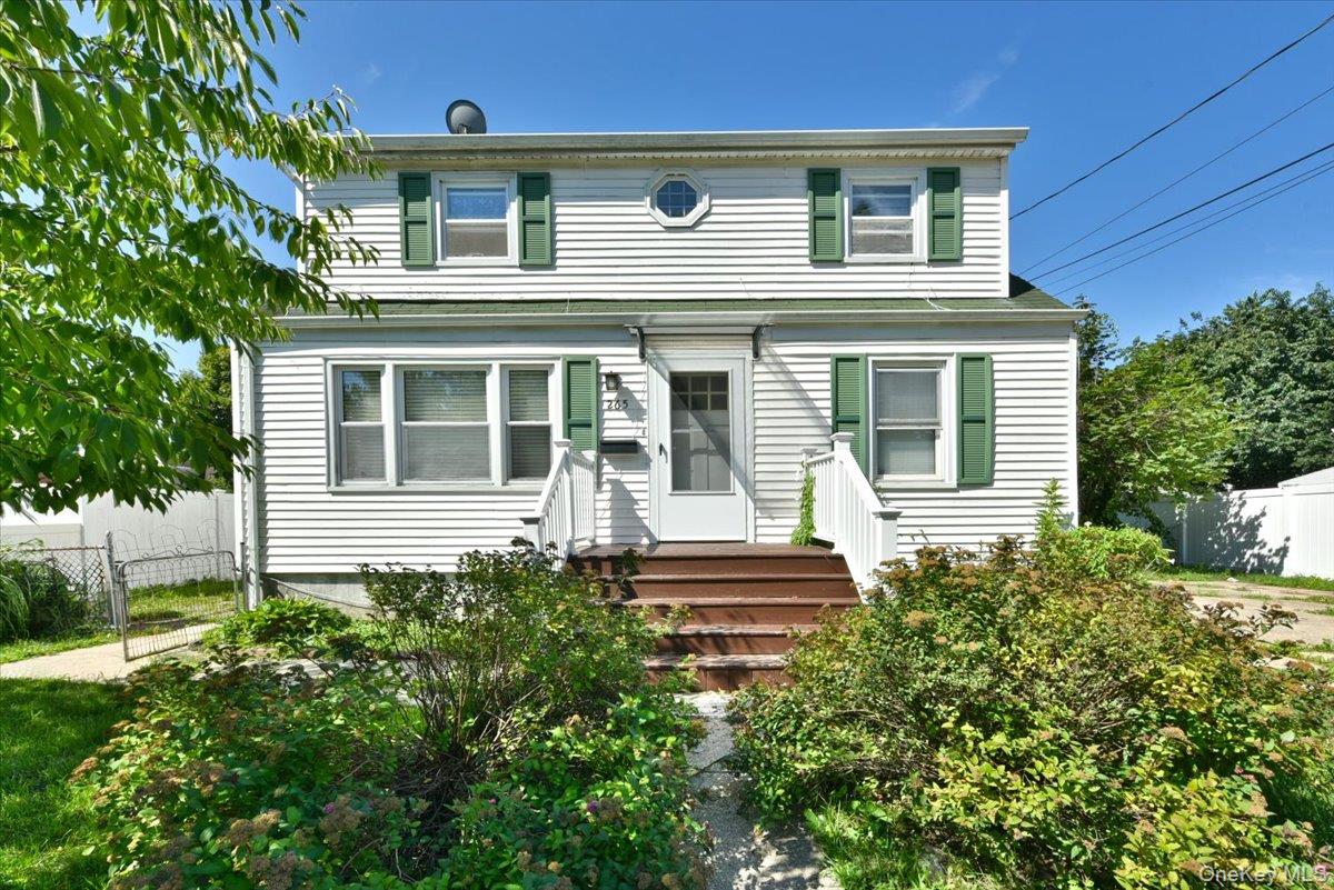 1st image of 265 S Delaware Ave, Babylon, NY 11757 | MLS# 1040796