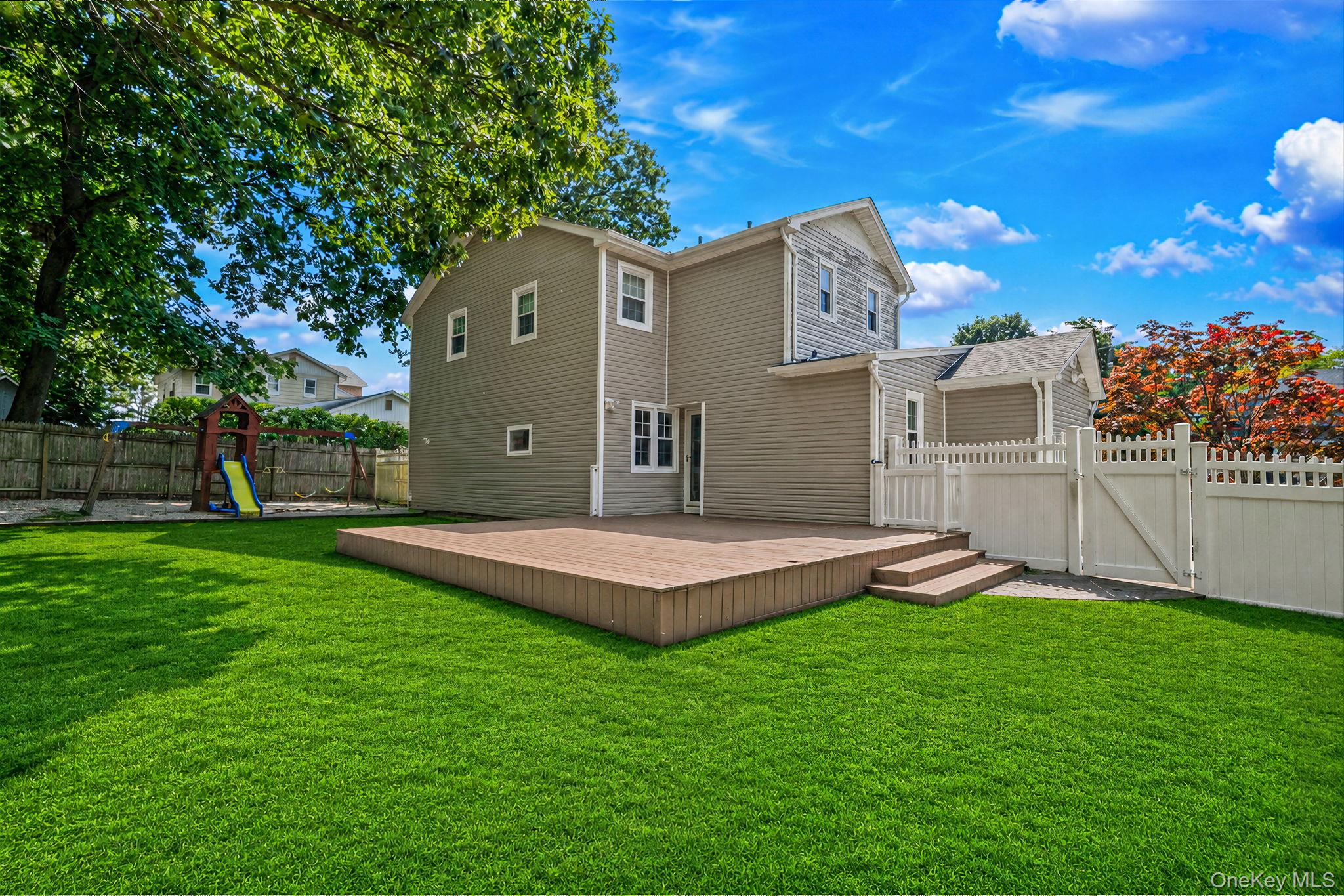 3rd image of 15 Jamar Ln, Brookhaven, NY 11779 | MLS# 1040799