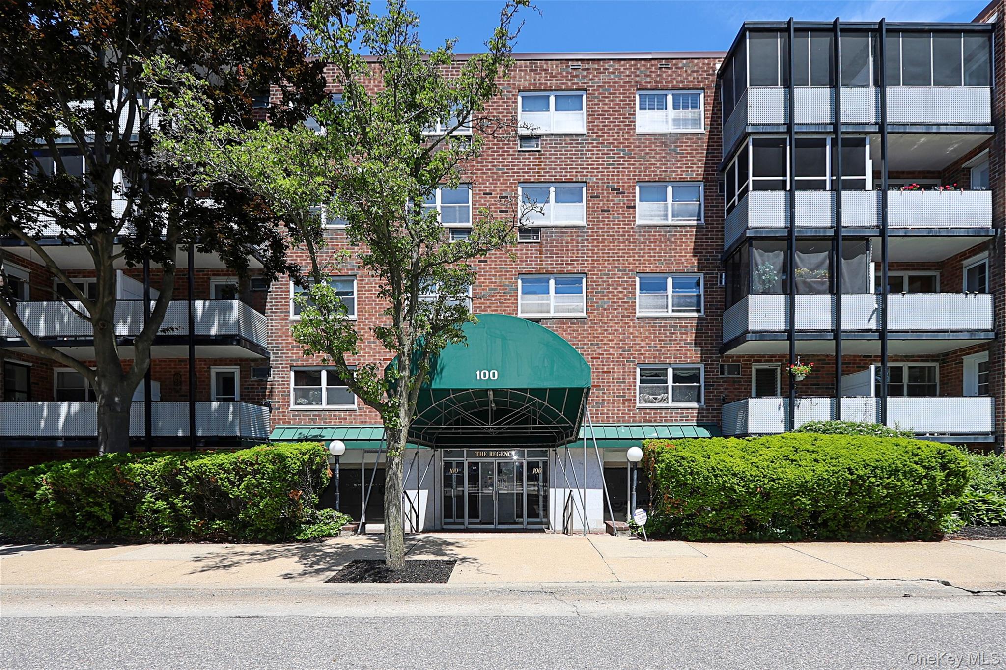 1st image of 100 Lincoln Ave #3D, North Hempstead, NY 11501 | MLS# 1040809