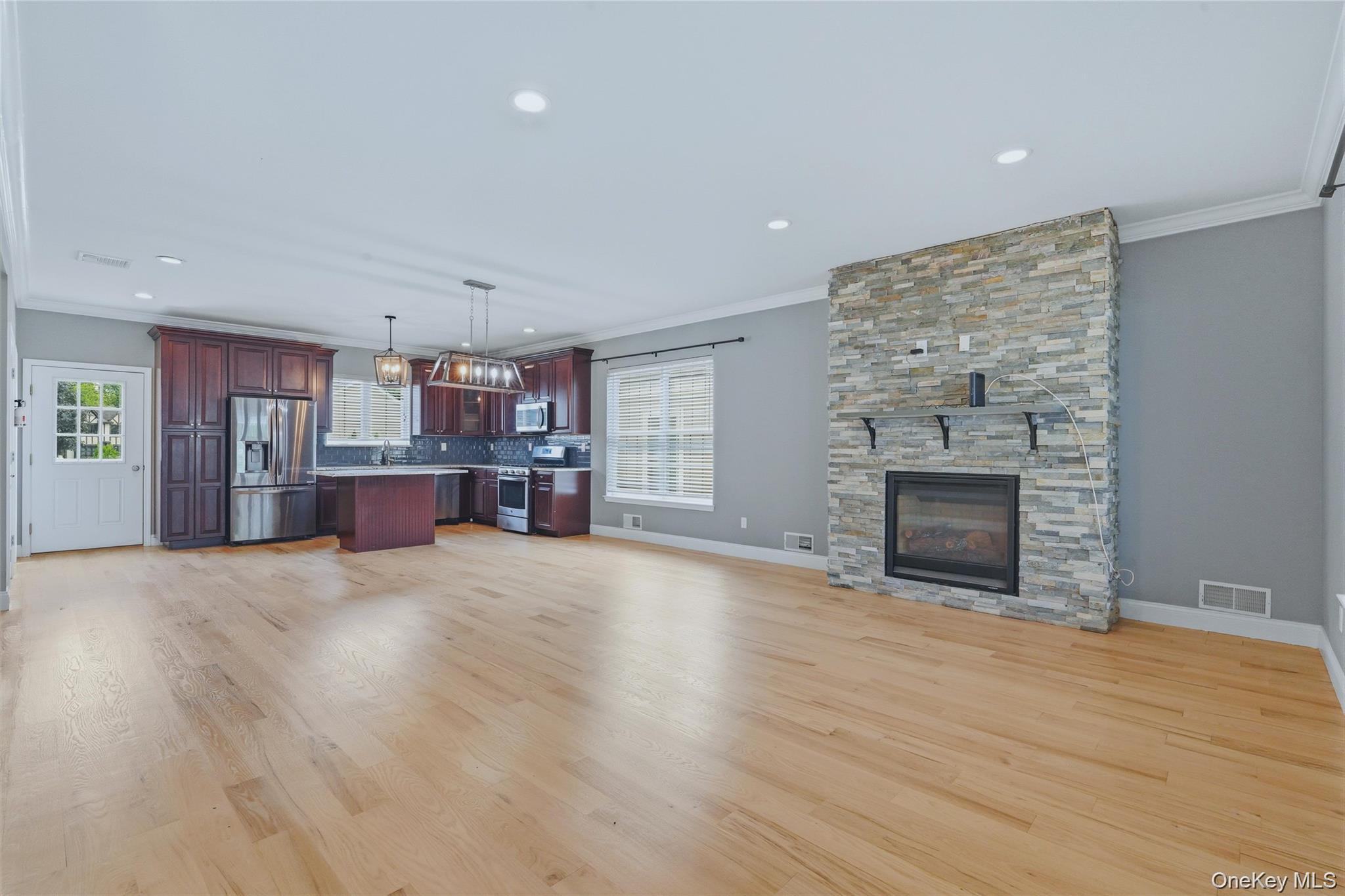 4th image of 9 Emerson Ter, Lloyd, NY 12528 | MLS# 1040828