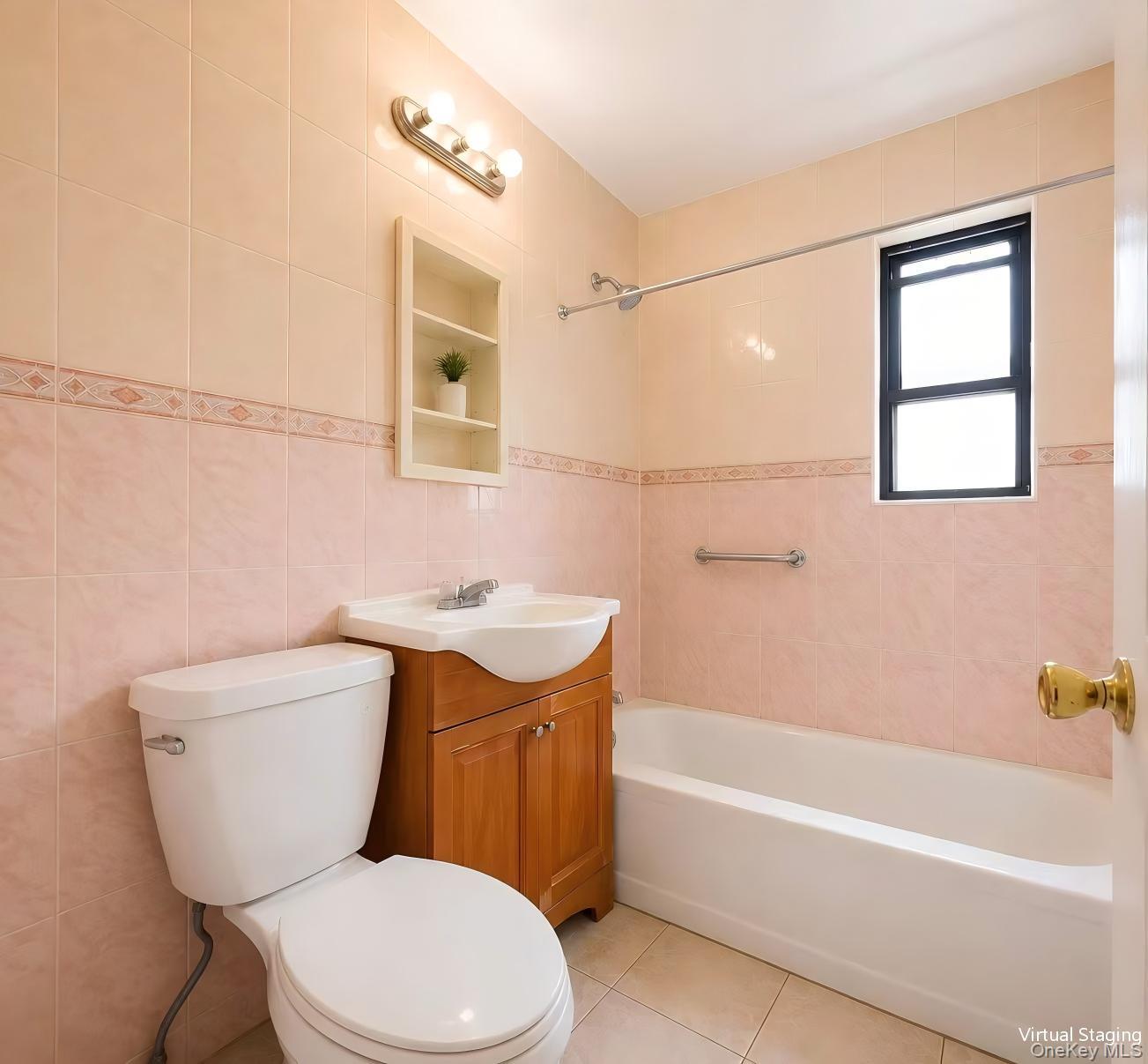 4th image of 136-33 68th Dr, New York, NY 11367