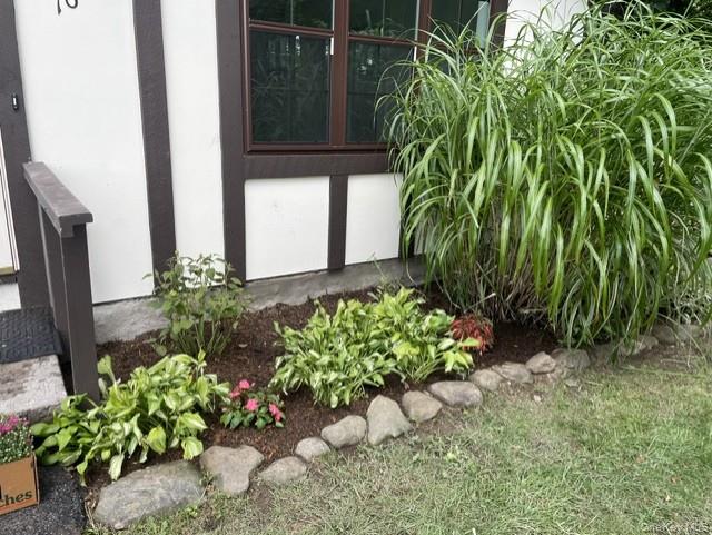 Photo 3 of Single family home for sale at 76 Sunny Brk Cir, Lloyd, NY 12528 | MLS# 1040838 | Listing updated on 2026-09-03