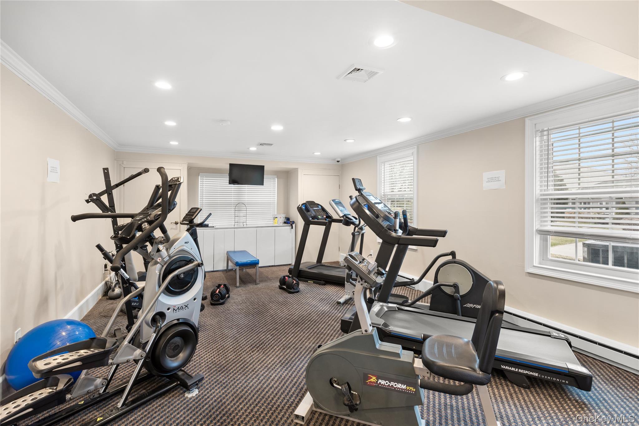 25th image of 158 Harbor S, Babylon, NY 11701 | MLS# 1040847