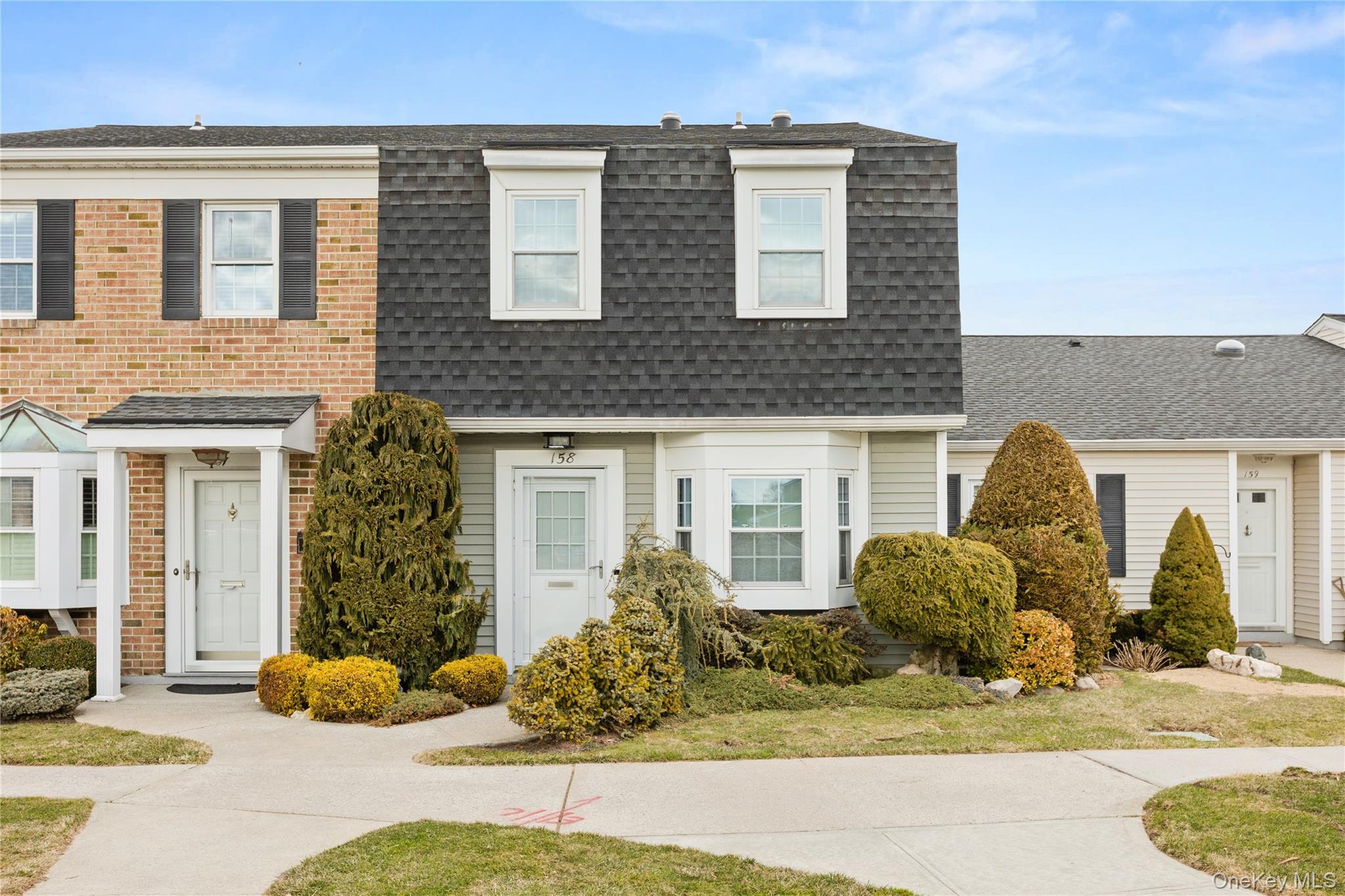 1st image of 158 Harbor S, Babylon, NY 11701 | MLS# 1040847