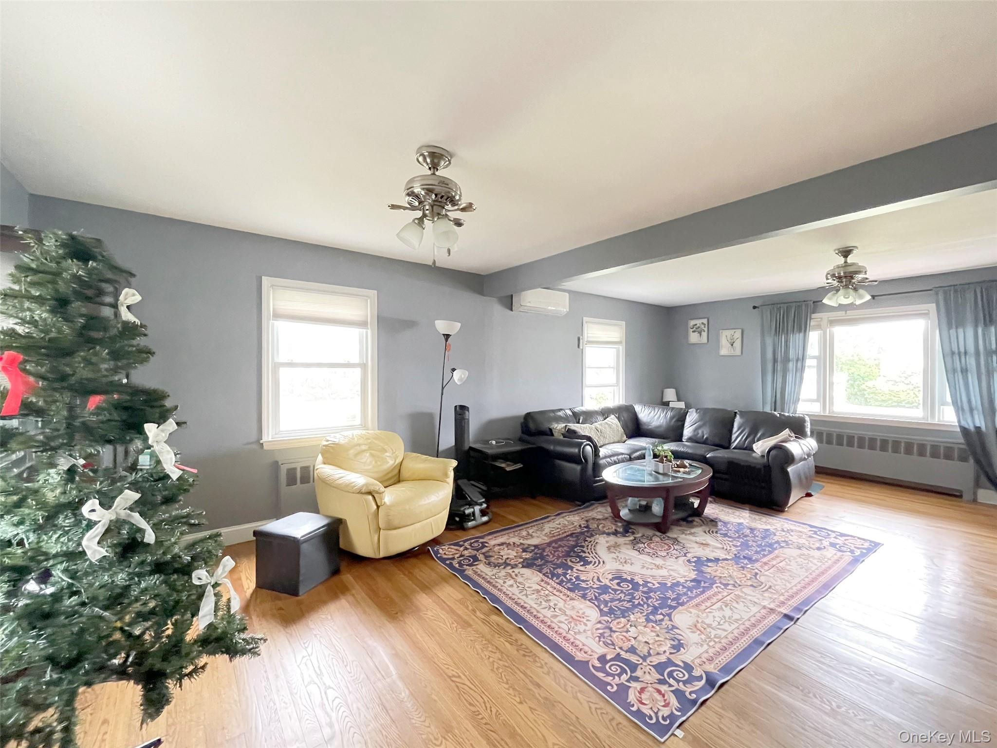 5th image of 574 Rudwick Pl, Hempstead, NY 11554 | MLS# 1040859