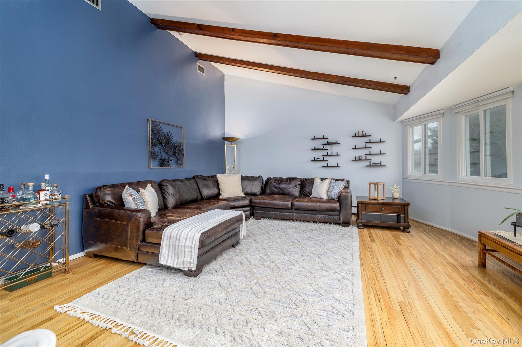 4th image of 29 Donna Ln, Hempstead, NY 11561 | MLS# 1040870