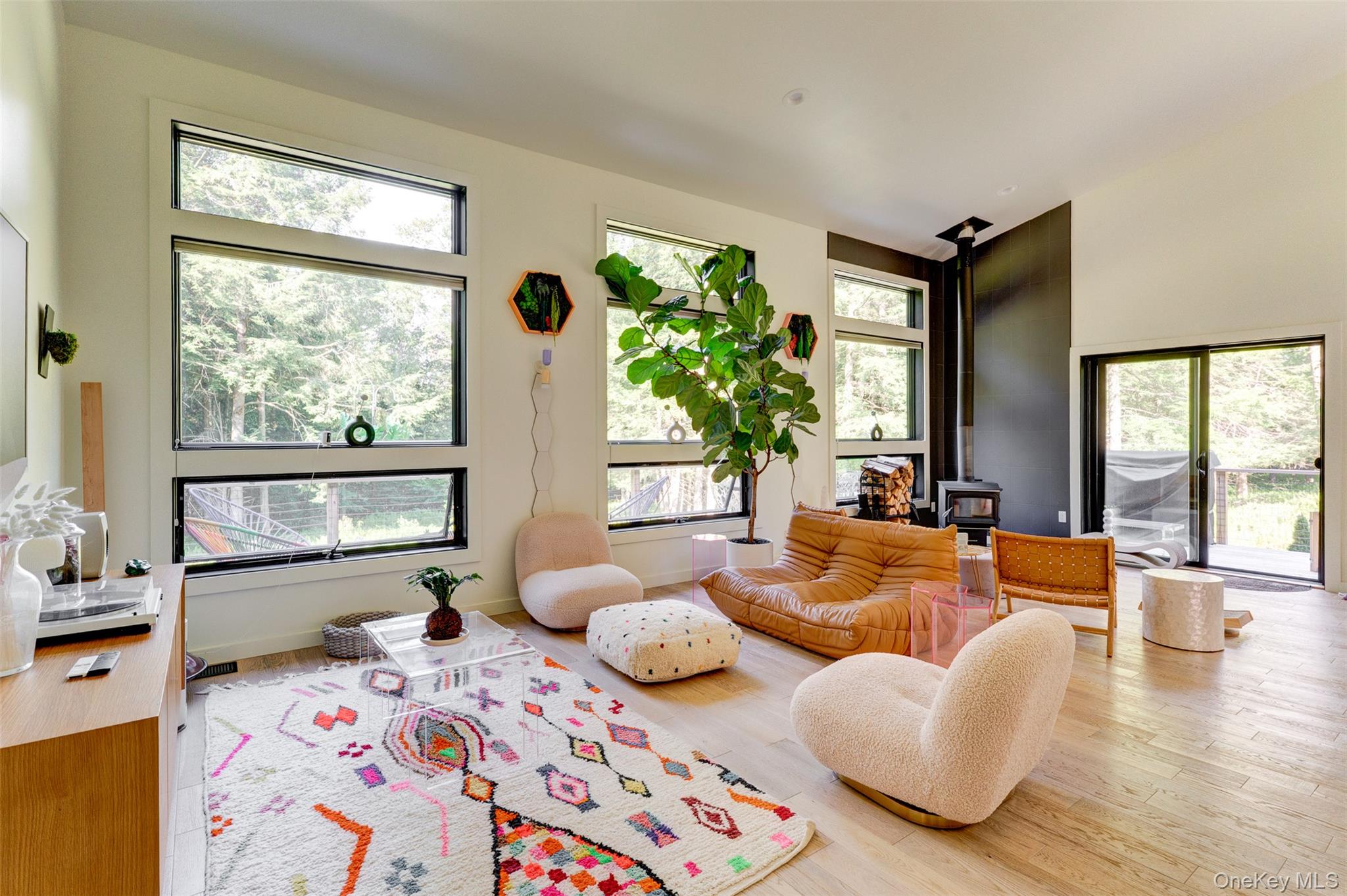 Photo 4 of Single family home for sale at 633 Brown Settlement Rd, Rockland, NY 12758 | MLS# 1040900 | Listing updated on 2026-09-05