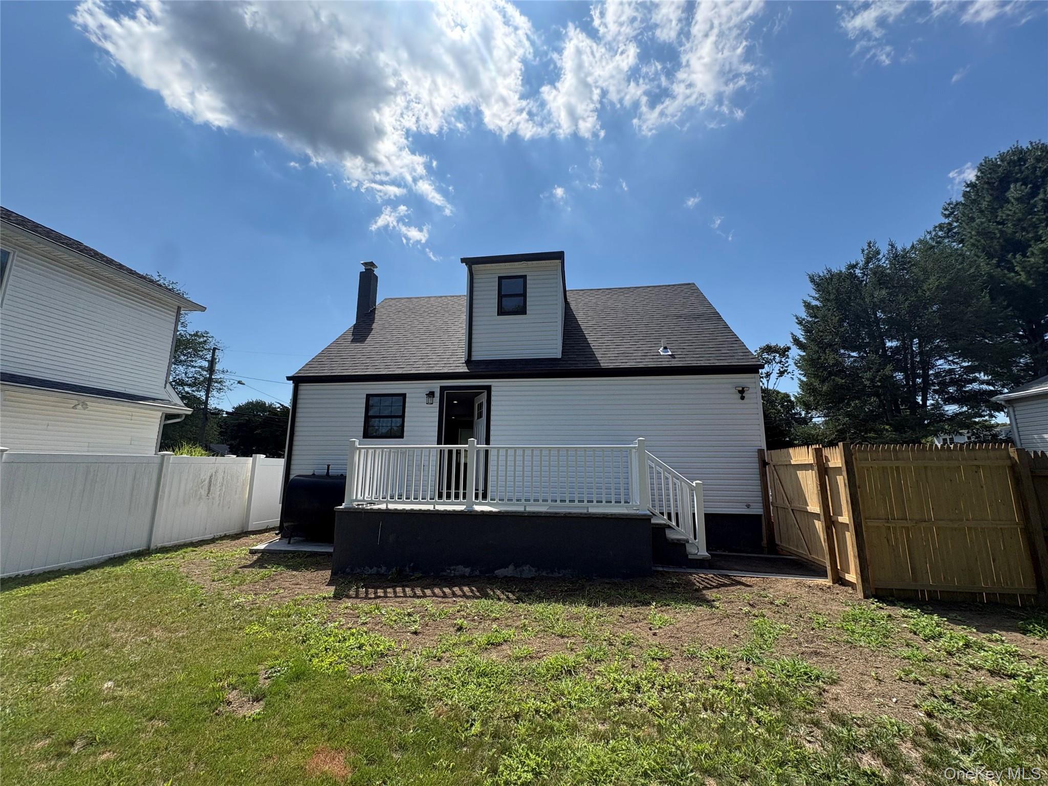 17th image of 7 E Lakeland St, Islip, NY 11706 | MLS# 1040915