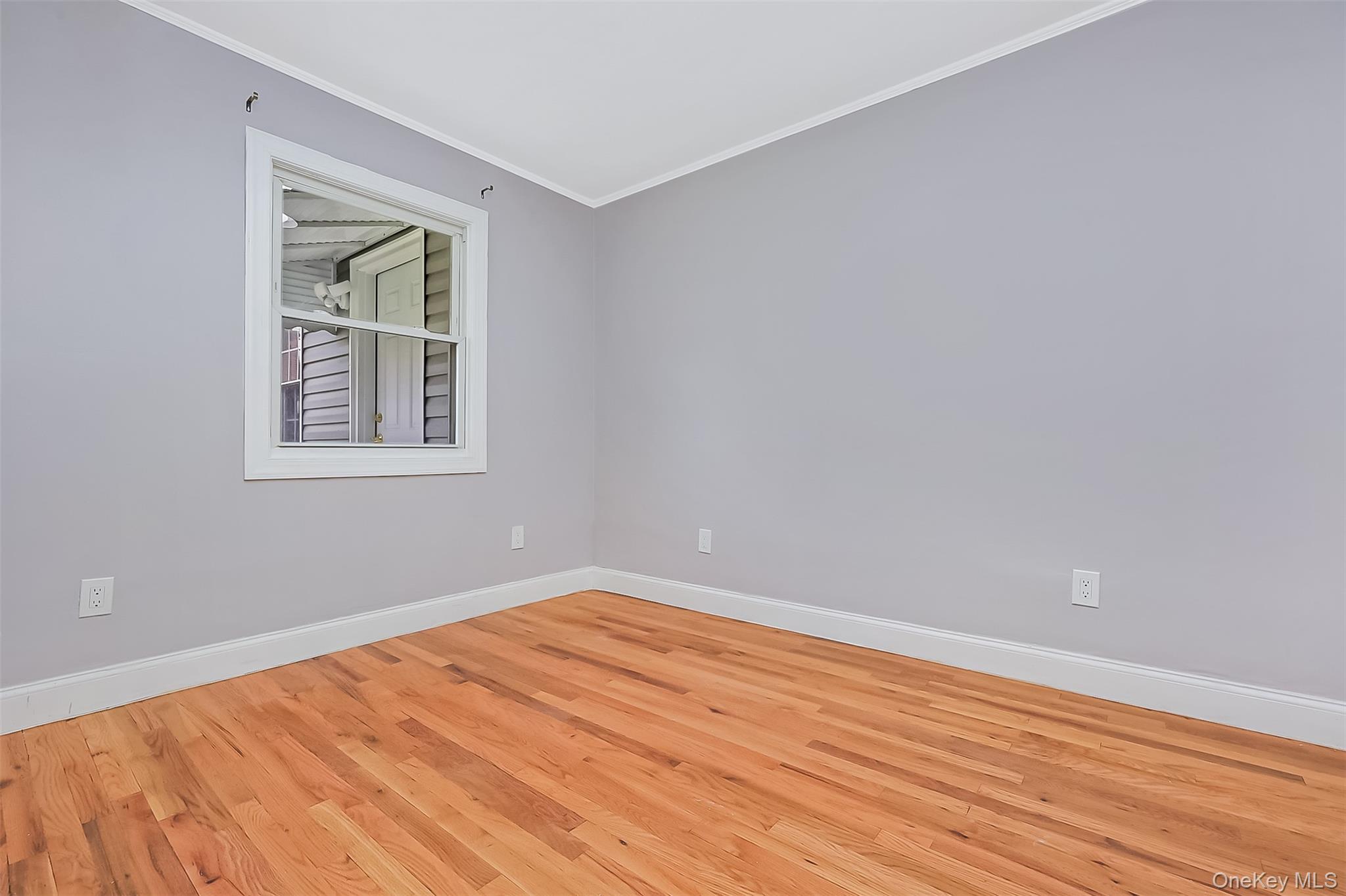 9th image of 2088 Renfrew Ave, Hempstead, NY 11003 | MLS# 1040935