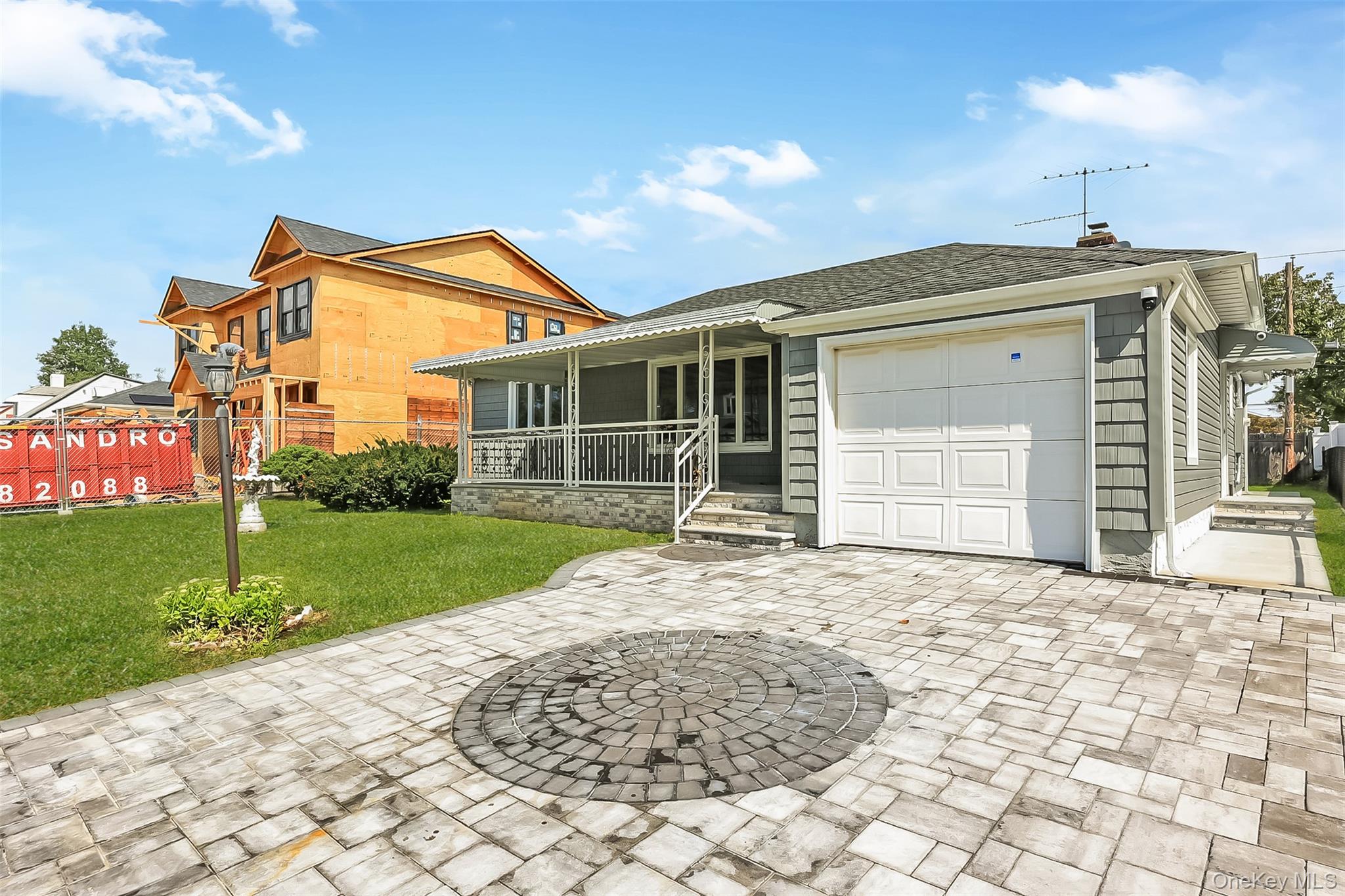 2nd image of 2088 Renfrew Ave, Hempstead, NY 11003 | MLS# 1040935