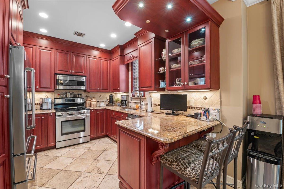 5th image of 559 Bardini Dr, Huntington, NY 11747 | MLS# 1040943