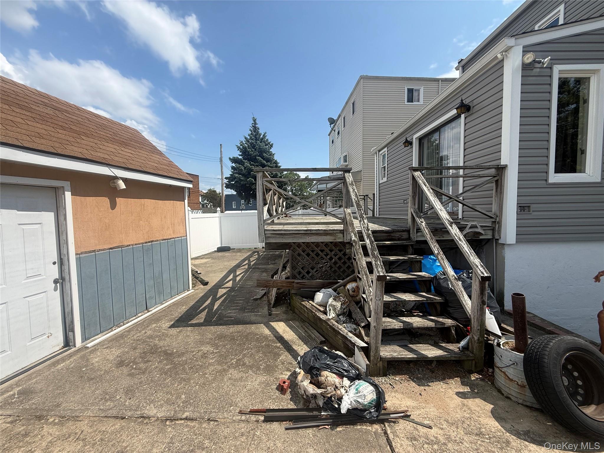 4th image of 649 E 86Th St, New York, NY 11236 | MLS# 1040961