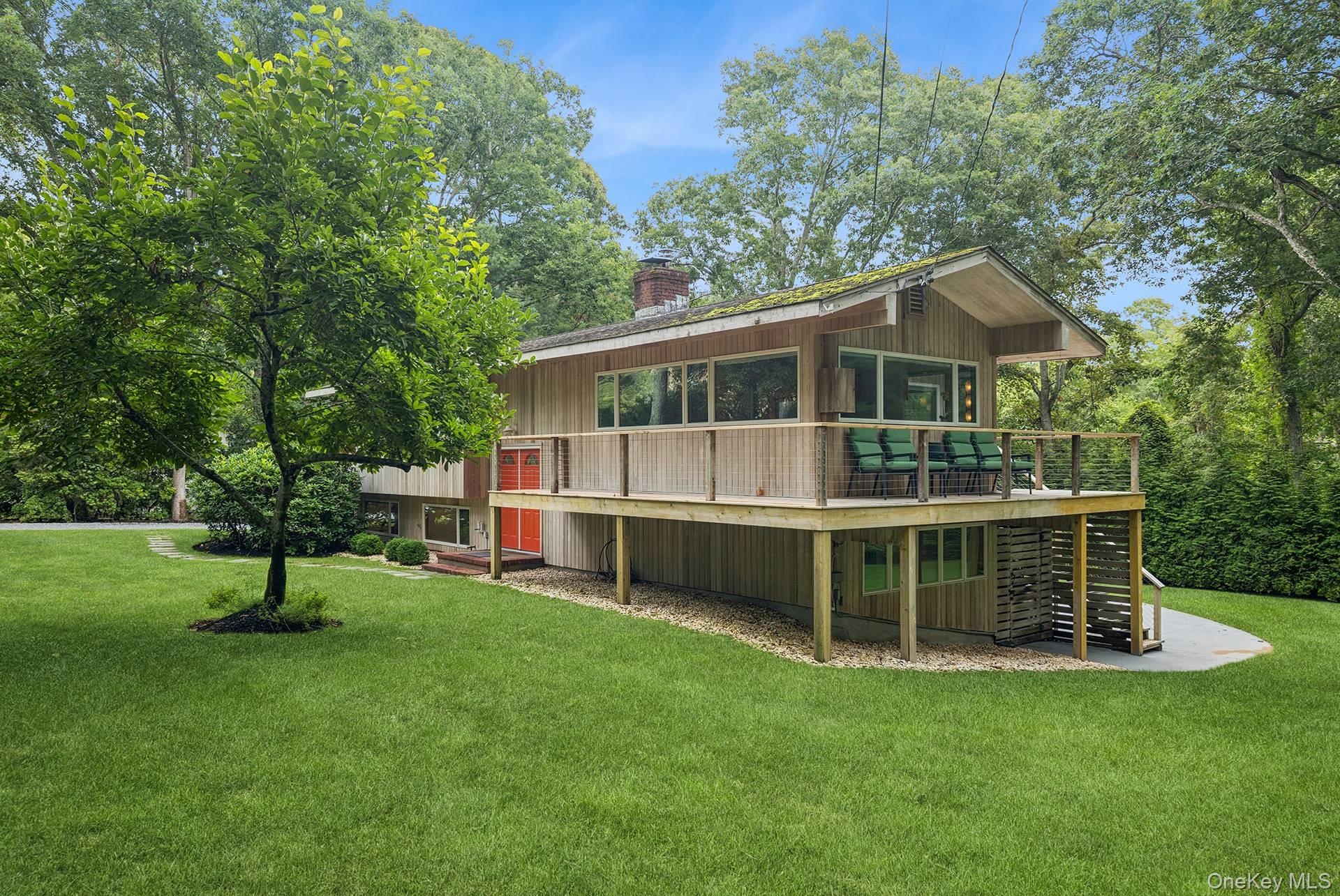 2nd image of 4 Lincoln St, East Hampton, NY 11963 | MLS# 1040984