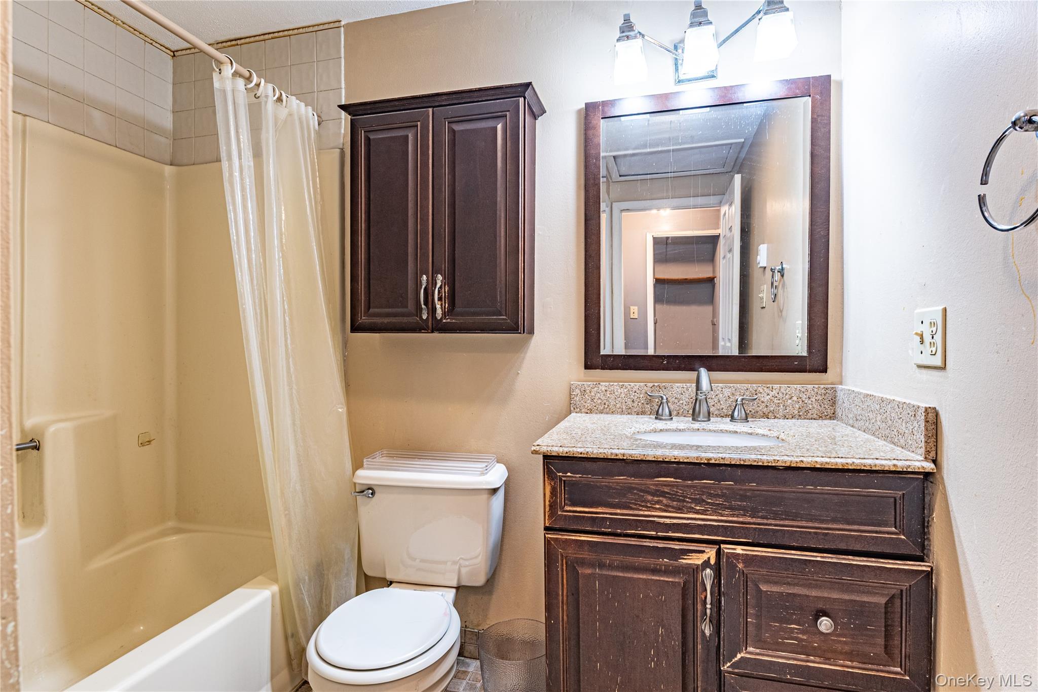 41st image of 218 Fishkill Lndg, Beacon, NY 12508 | MLS# 1040998