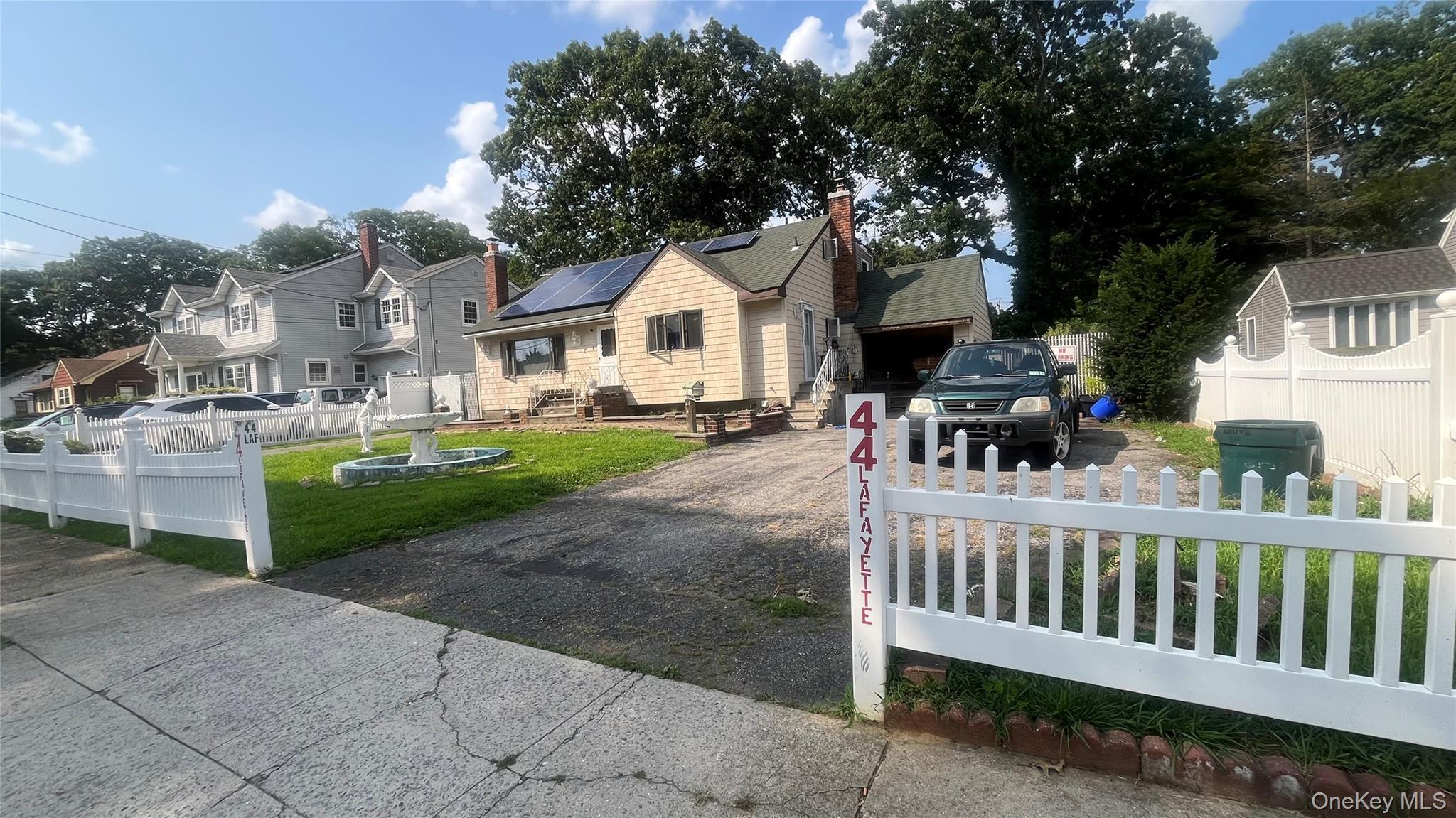 2nd image of 44 Lafayette Ave, Babylon, NY 11701 | MLS# 1041014