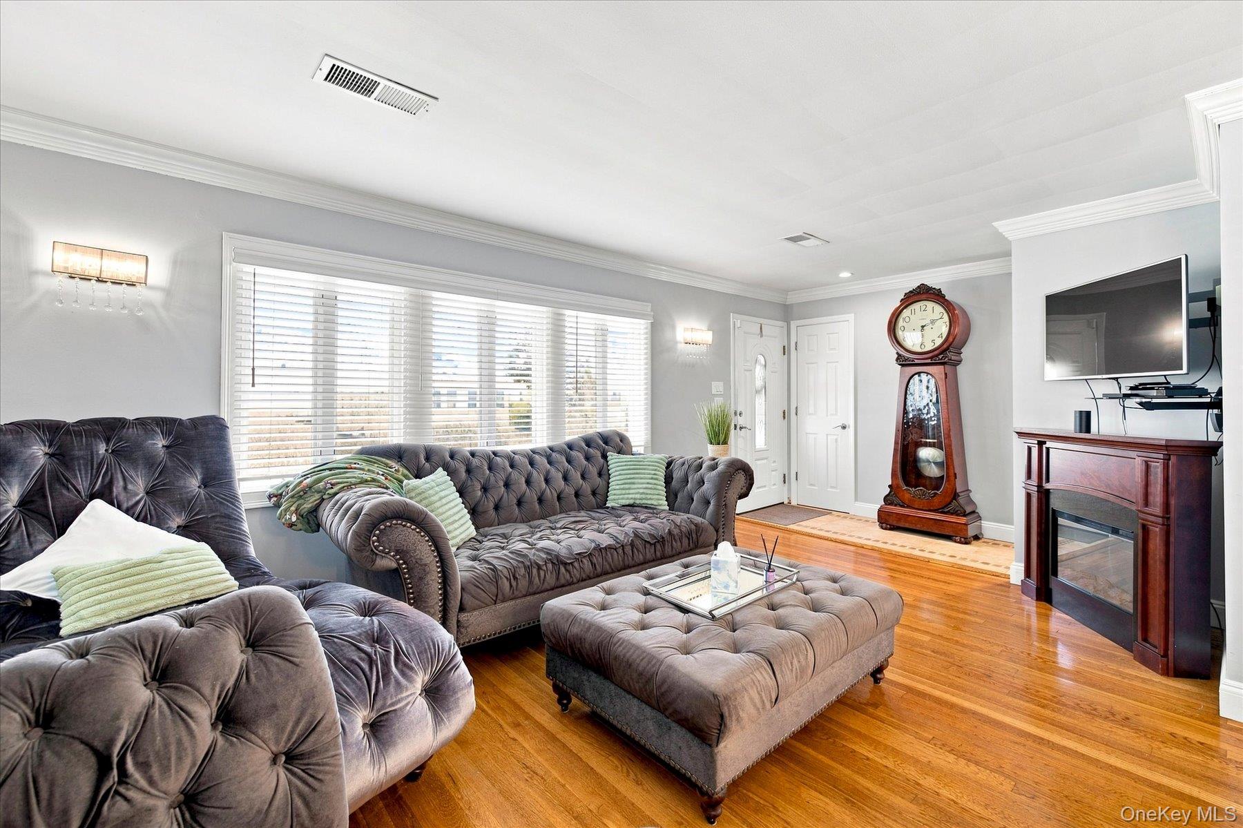 4th image of 145 Bismark Ave, Hempstead, NY 11581 | MLS# 1041019