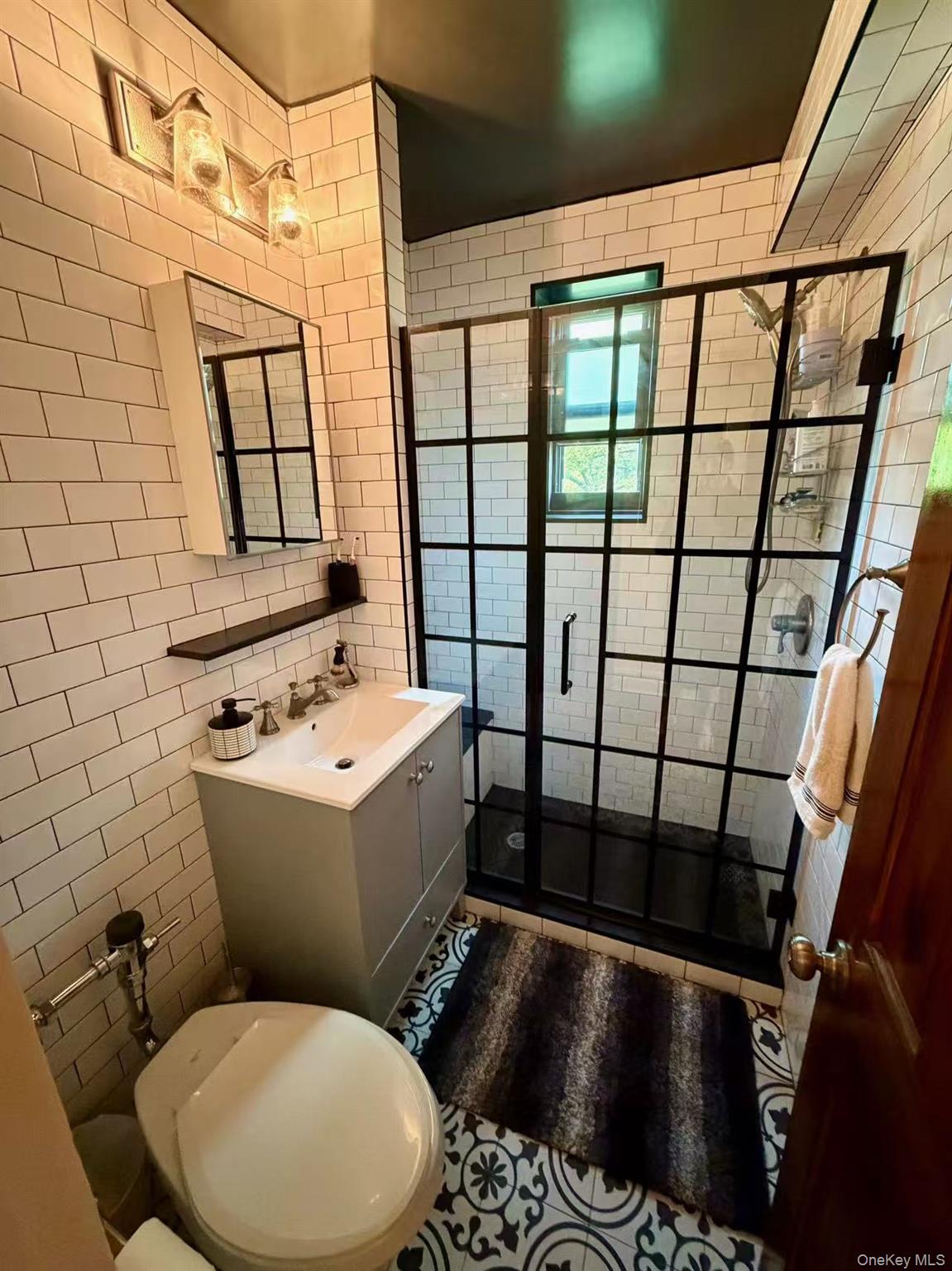 5th image of 211 05 75th Ave #3D, New York, NY 11364 | MLS# 1041028