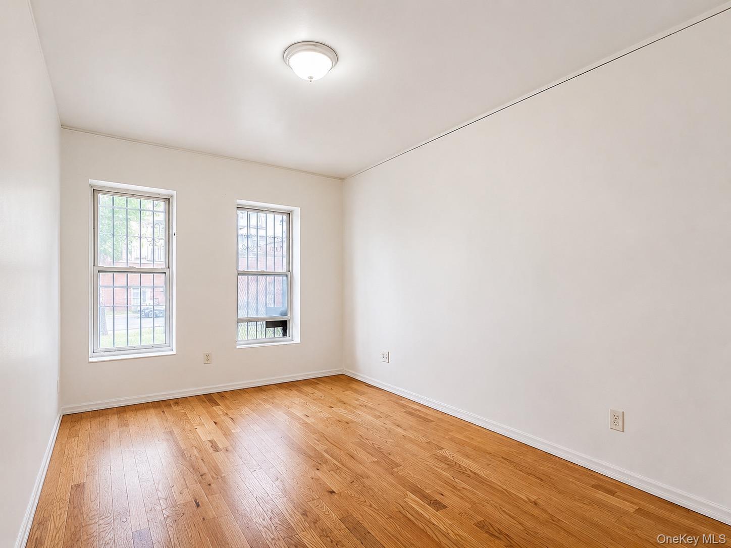4th image of 919 Bryant Ave, New York, NY 10474 | MLS# 1041068