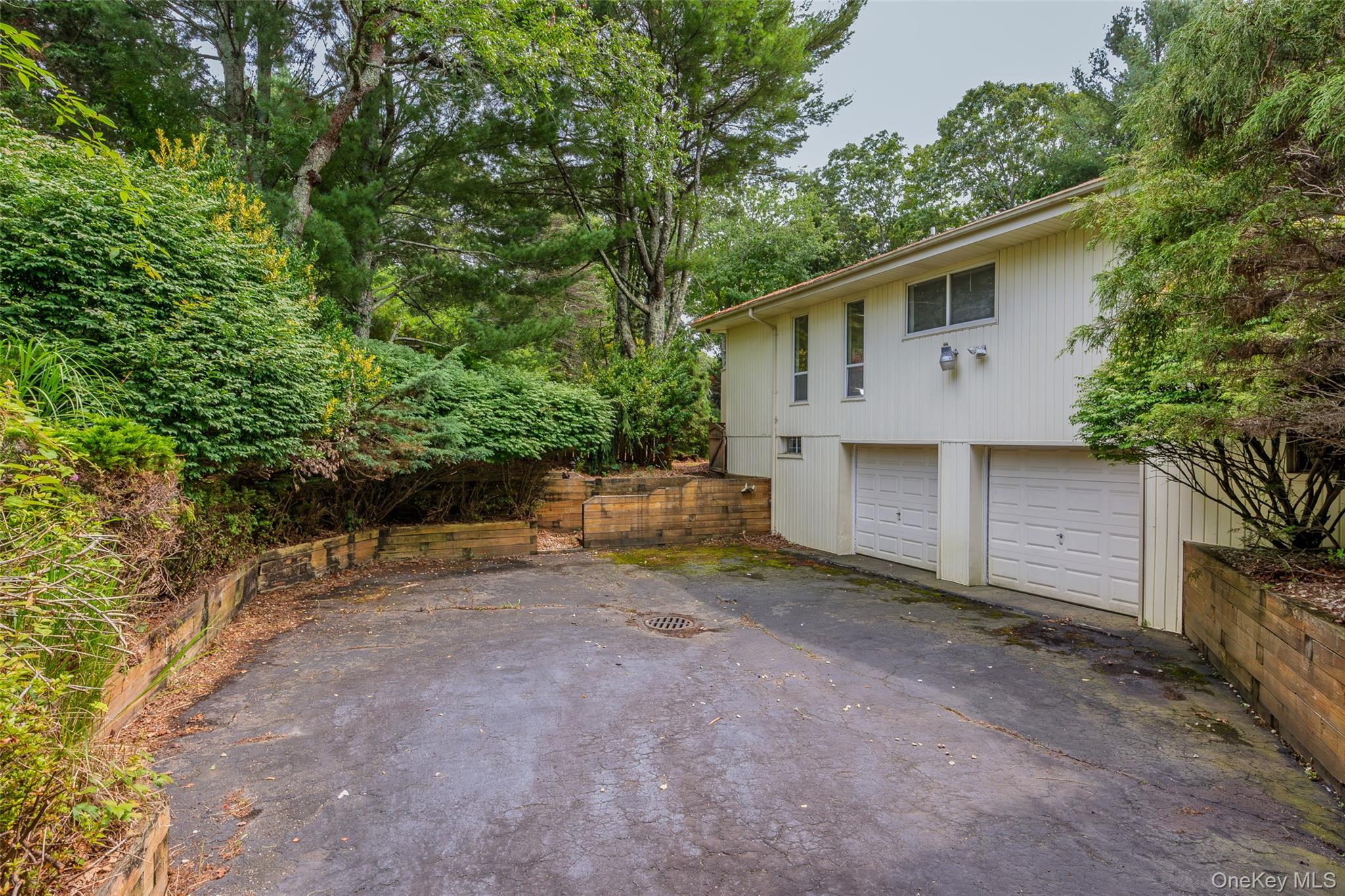 5th image of 23 The Registry, Southampton, NY 11942 | MLS# 1041126
