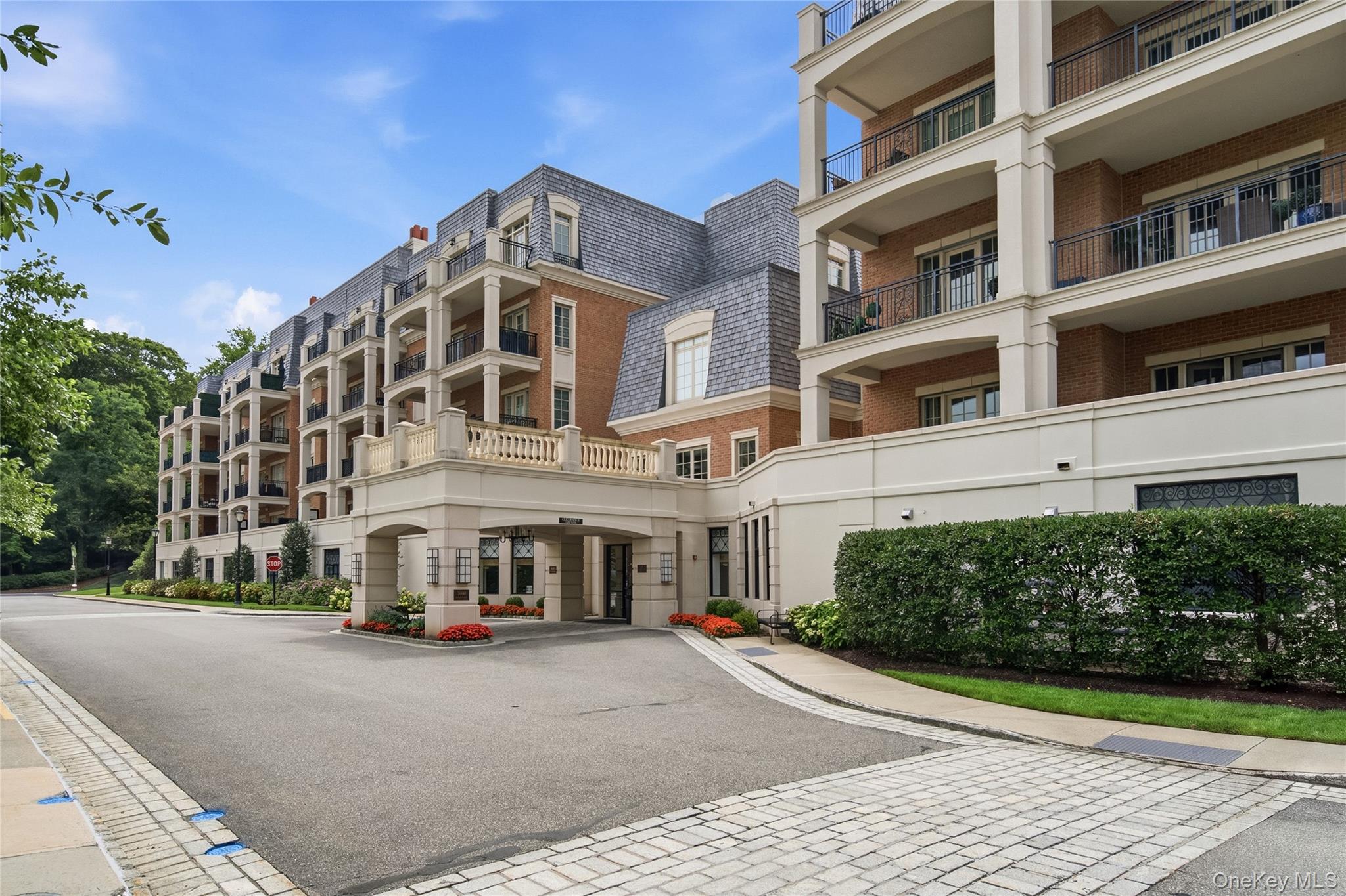 2nd image of 3000 Royal Ct #3206, North Hempstead, NY 11040 | MLS# 1041130