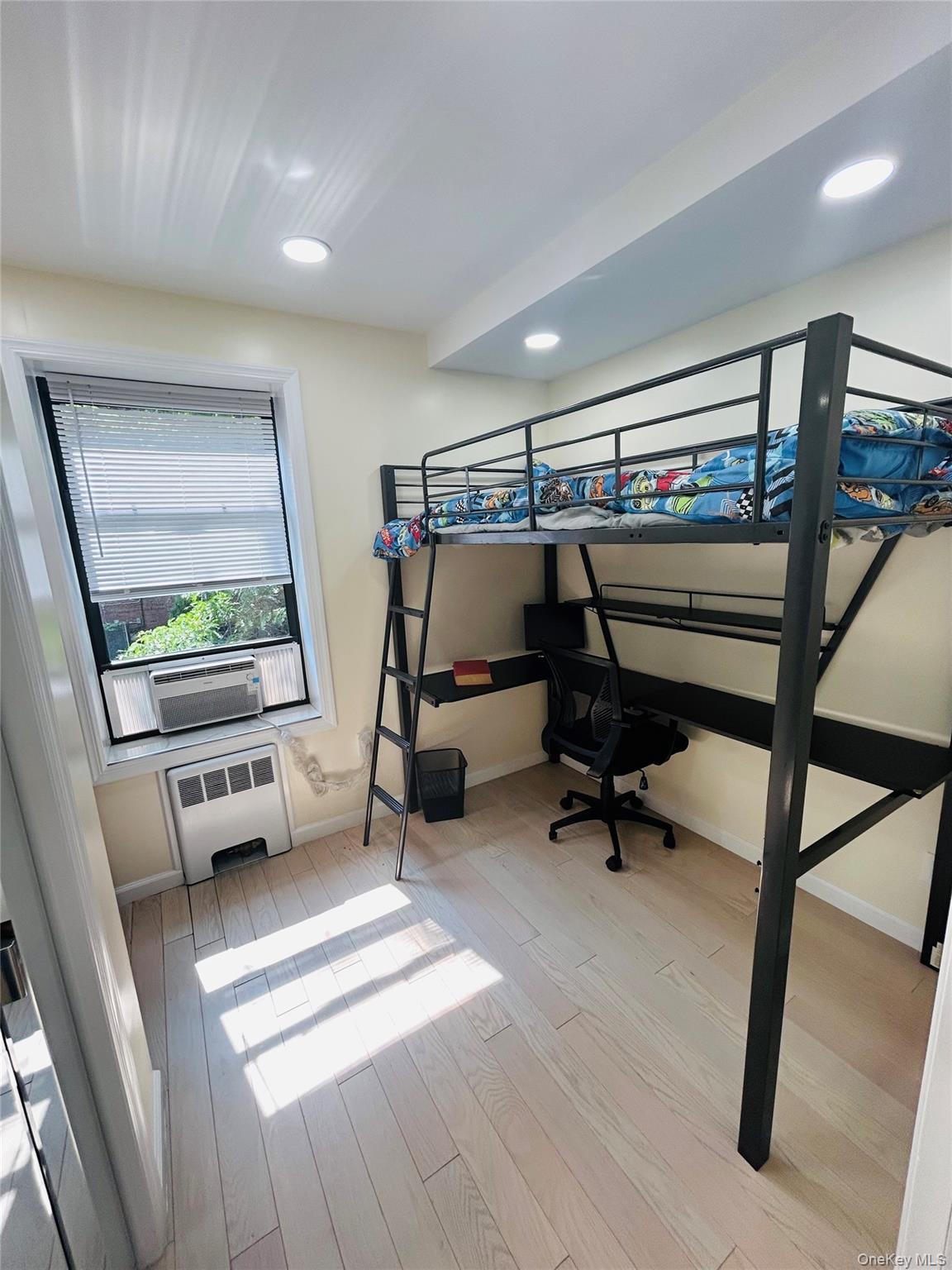 2nd image of 72-11 110Th St, New York, NY 11375