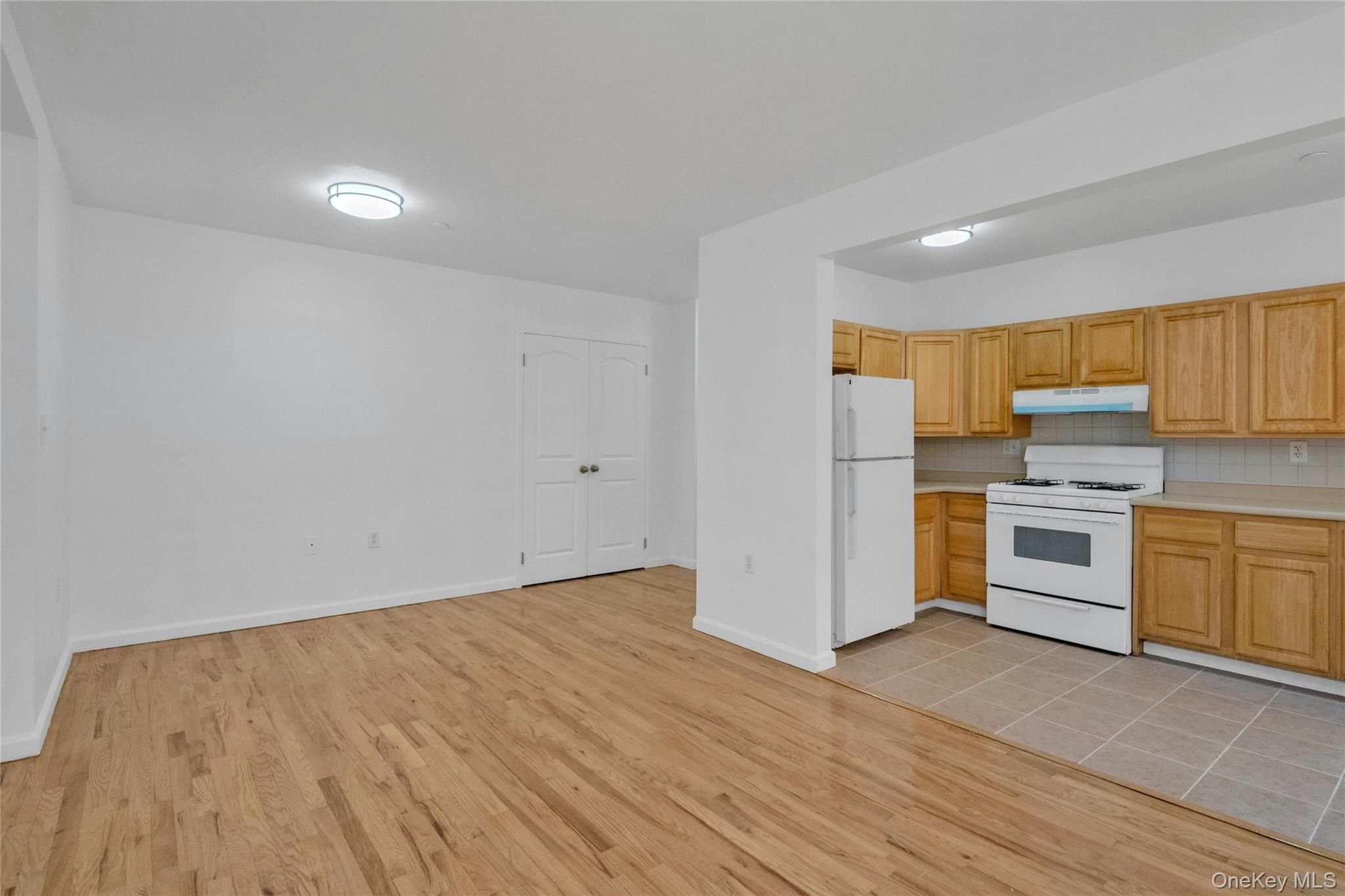 4th image of 2023 Belmont Ave, New York, NY 11238