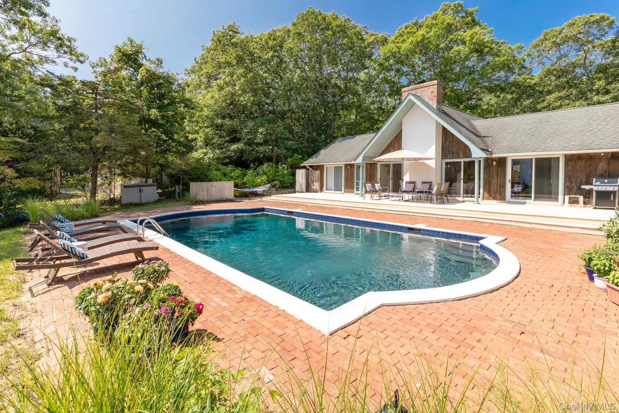 2nd image of 59 Isle Of Wight Rd, East Hampton, NY 11937 | MLS# 1041229