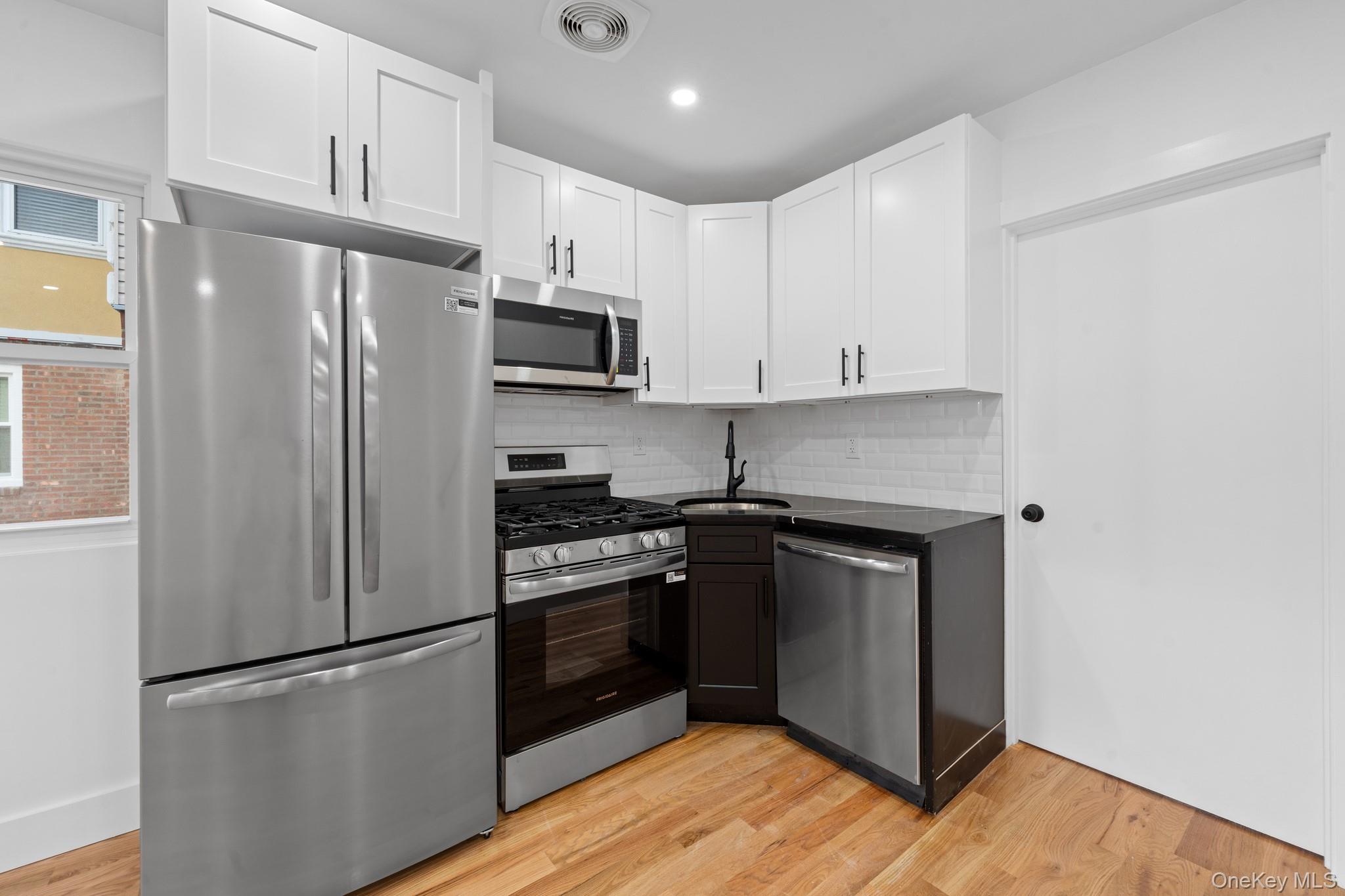 2nd image of 13049 232nd St, New York, NY 11413 | MLS# 1041250