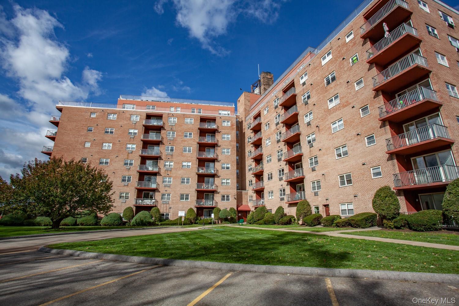 3rd image of 1 Lakeview Dr #LL5, Peekskill, NY 10566 | MLS# 1041293